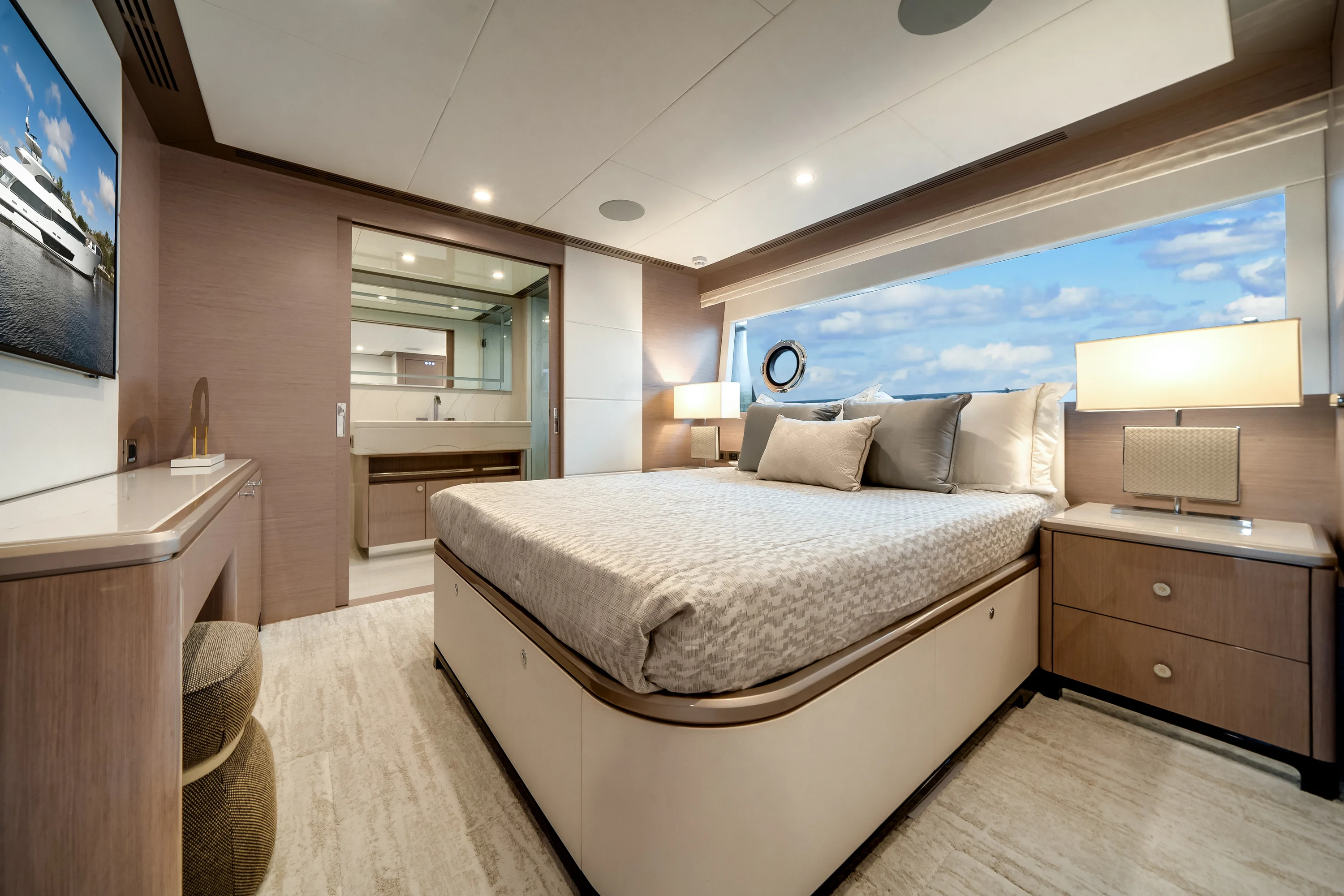 2026 Ocean Alexander 37L Image Thumbnail #8