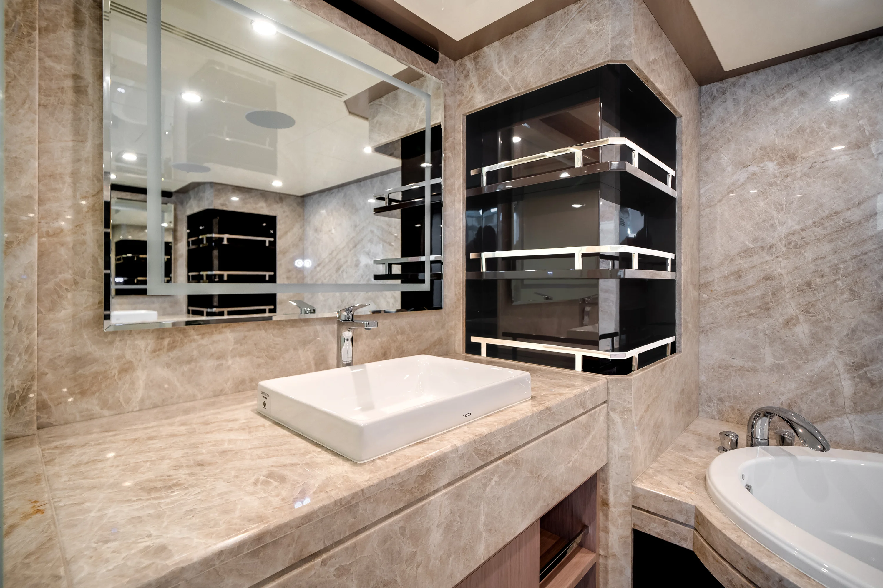 2026 Ocean Alexander 37L Image Thumbnail #27