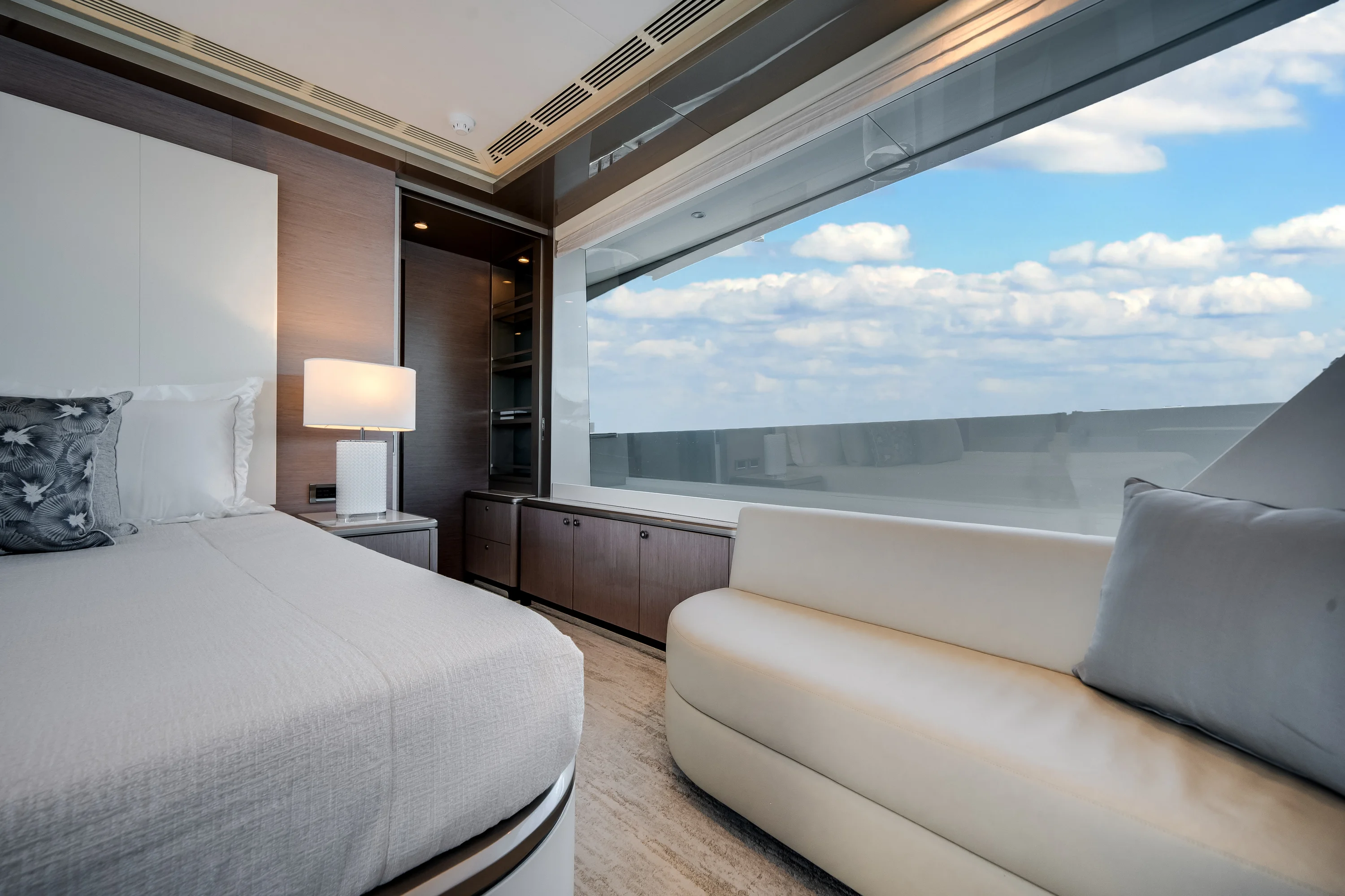 2026 Ocean Alexander 37L Image Thumbnail #22