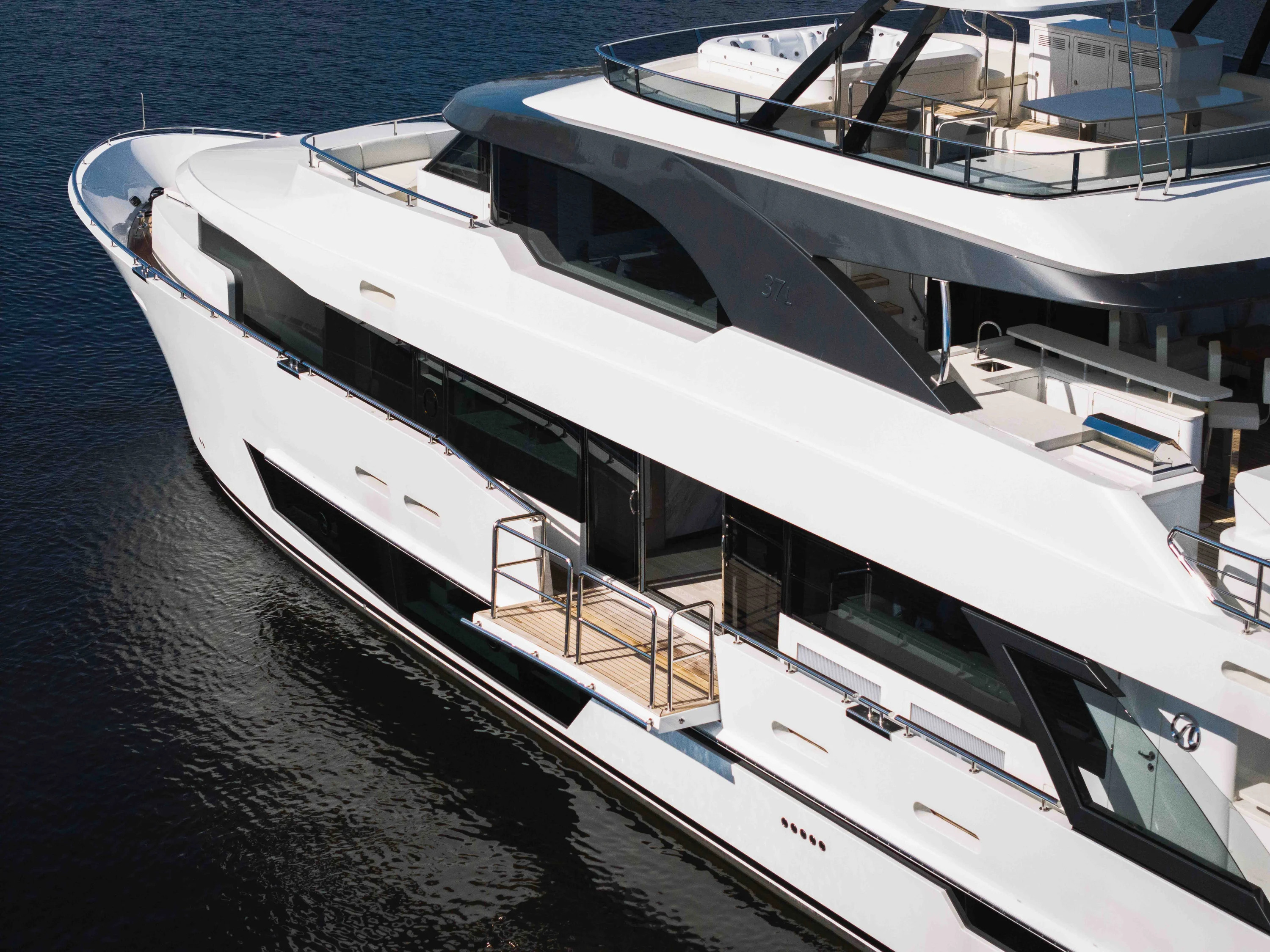 2026 Ocean Alexander 37L Image Thumbnail #4