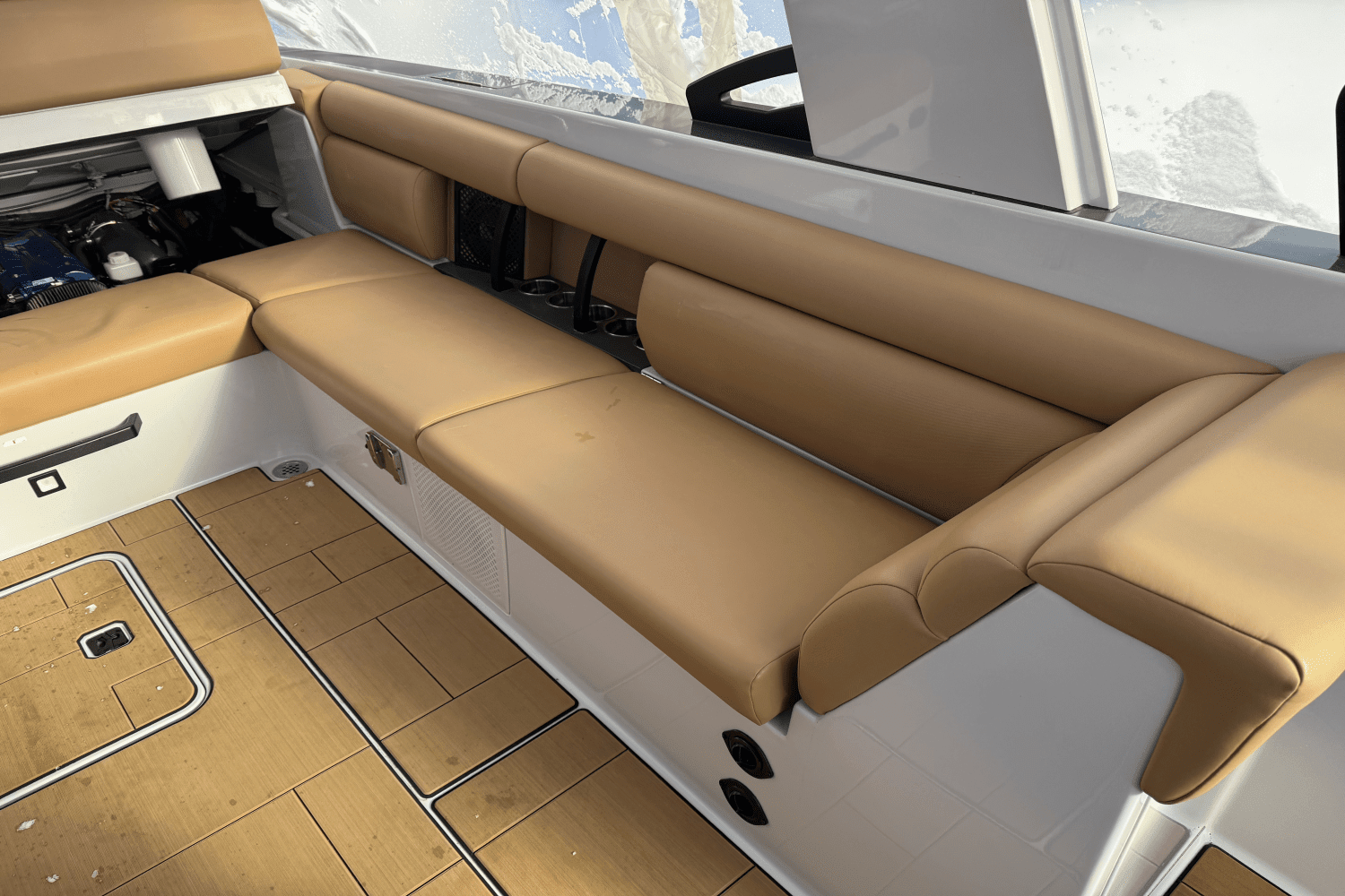 2022 Aviara AV32 Image Thumbnail #7