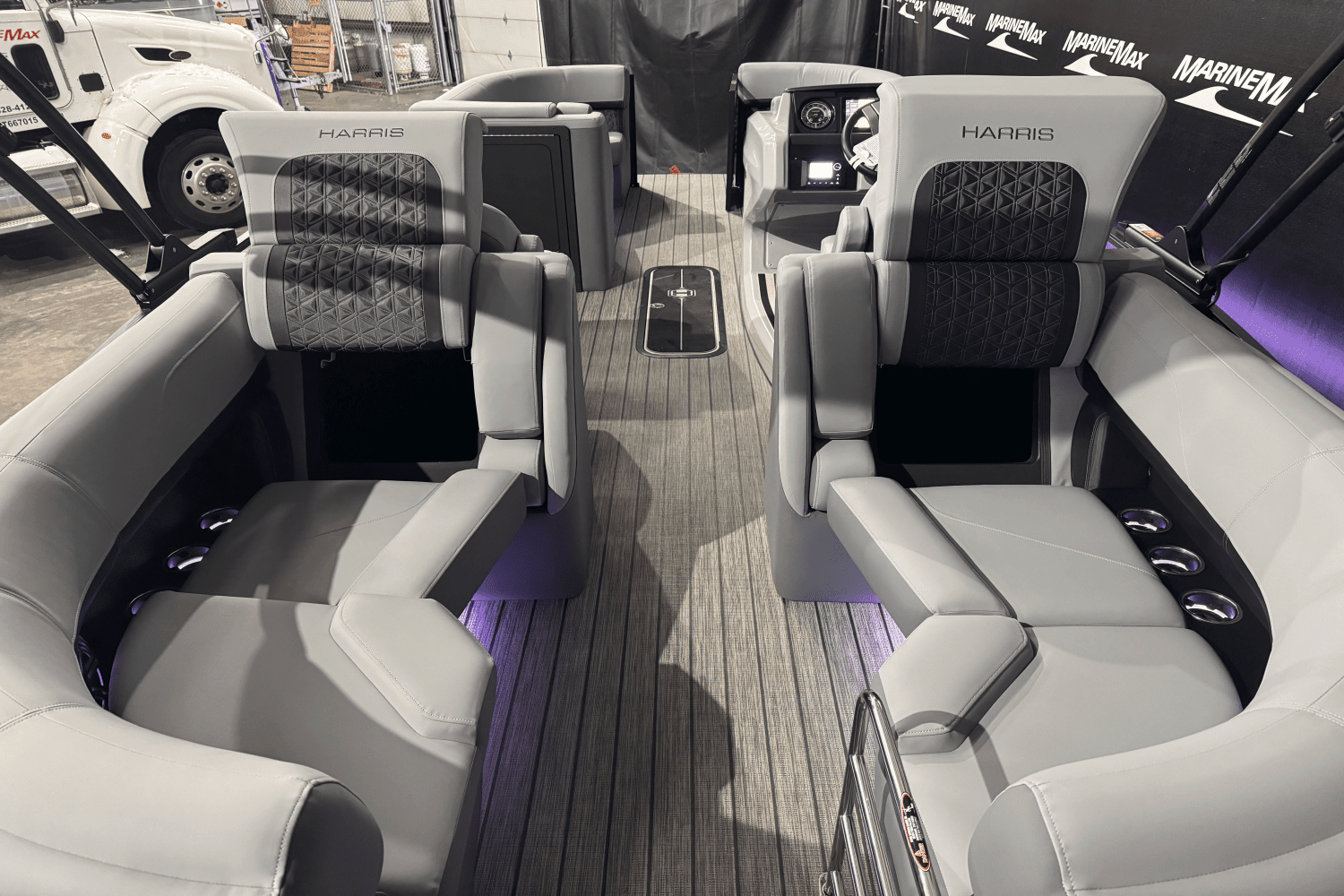 2025 Harris 230 Solstice Image Thumbnail #11