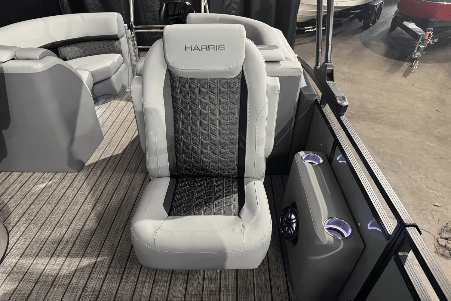 2025 Harris 230 Solstice Image Thumbnail #20