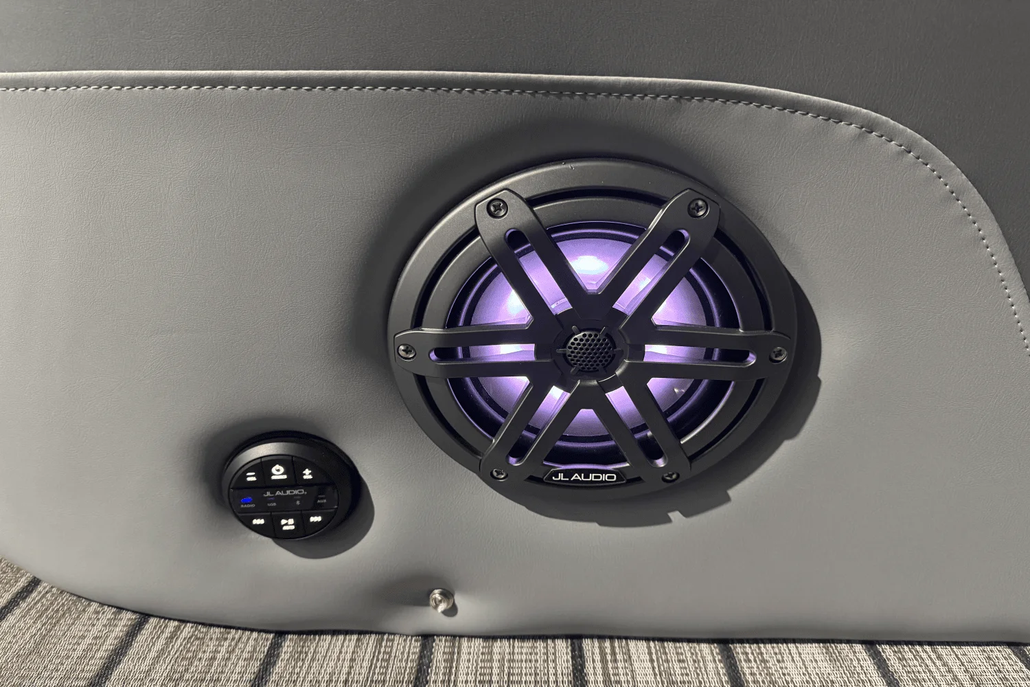 2025 Harris 230 Solstice Image Thumbnail #9