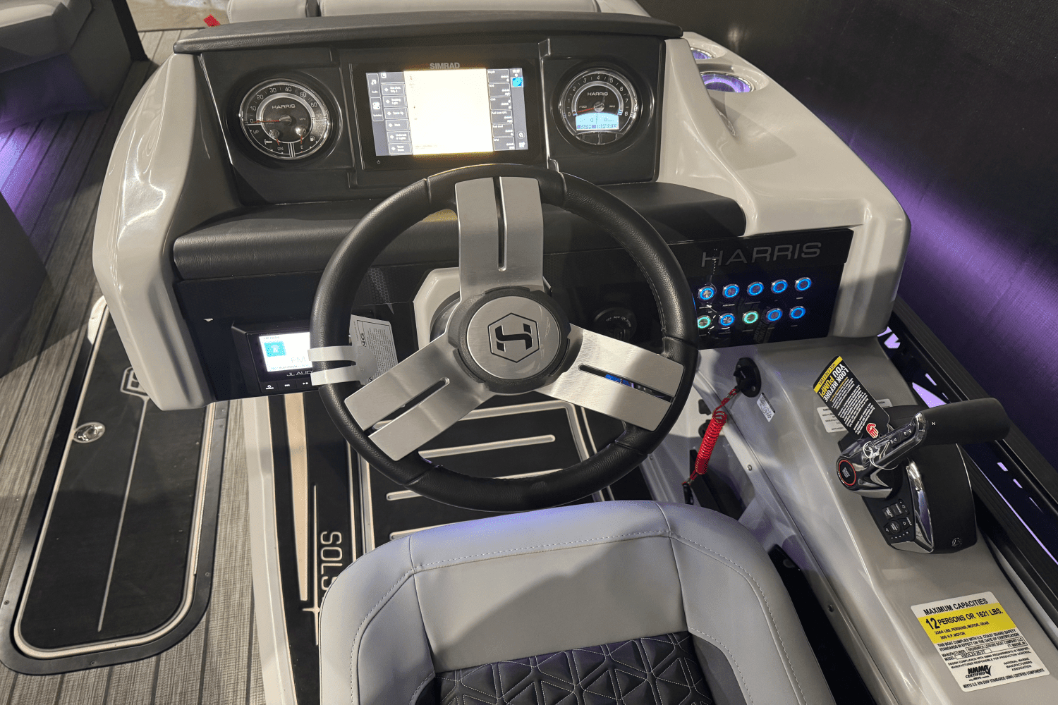 2025 Harris 230 Solstice Image Thumbnail #24