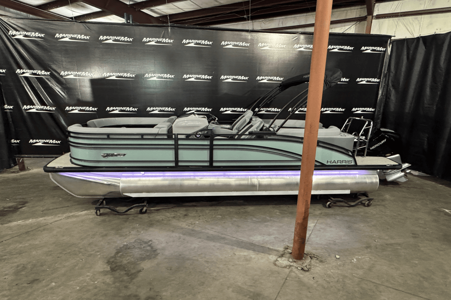 2025 Harris 230 Solstice Image Thumbnail #3