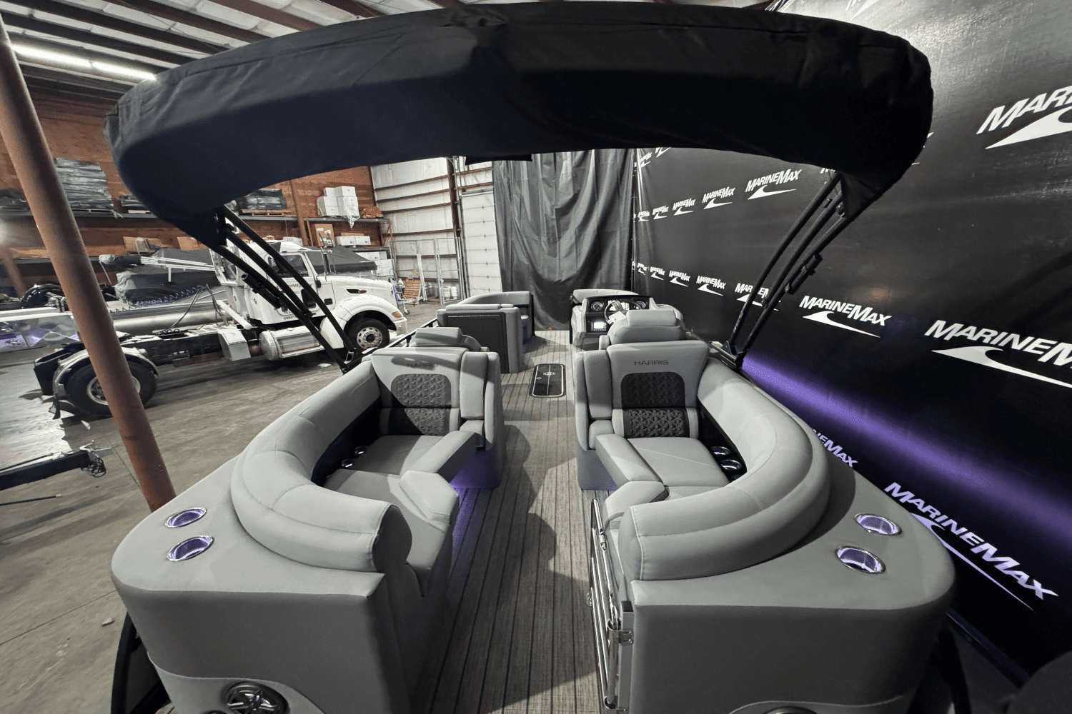 2025 Harris 230 Solstice Image Thumbnail #10