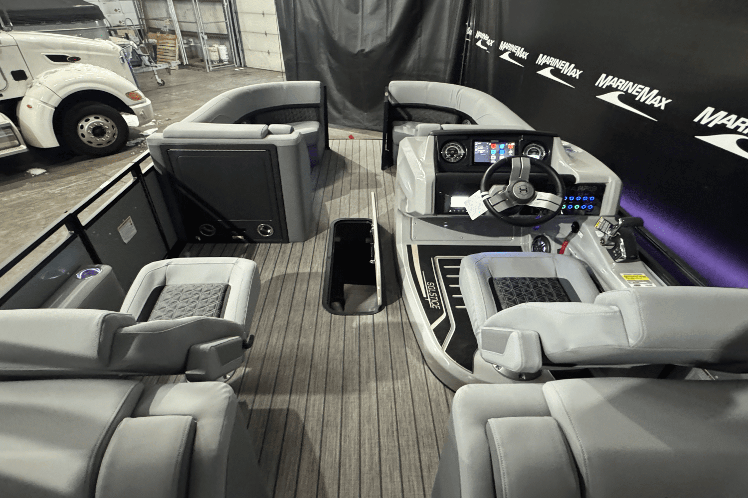 2025 Harris 230 Solstice Image Thumbnail #16