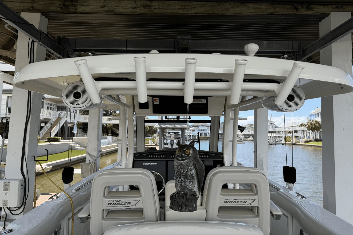 2017 Boston Whaler 330 Outrage Image Thumbnail #7