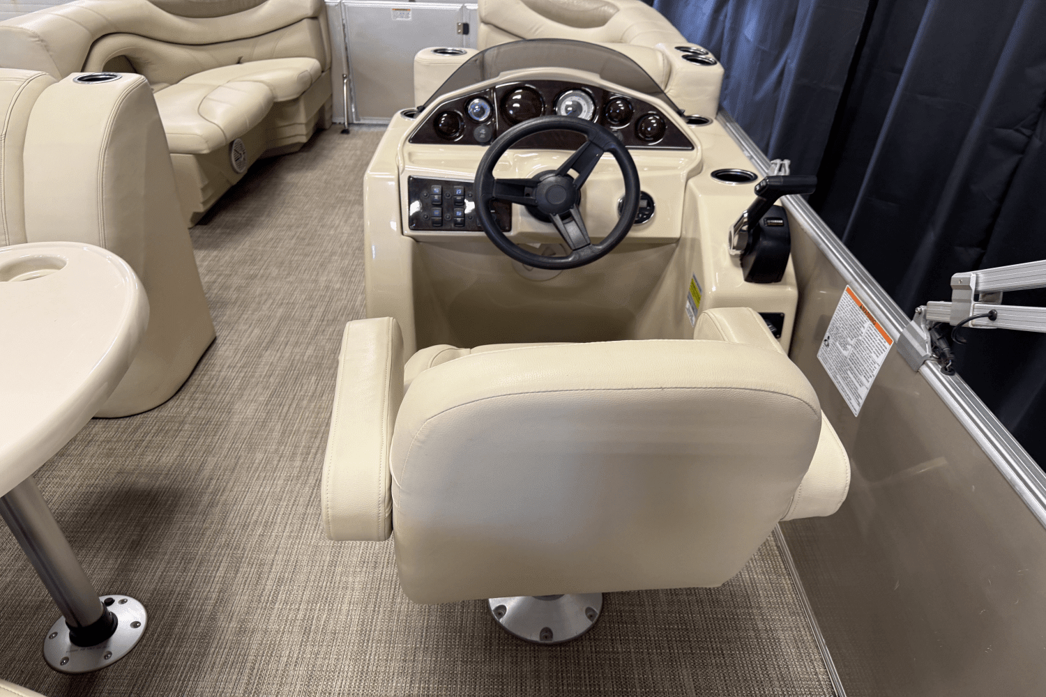 2019 Sylvan MIRAGE 820 SE Image Thumbnail #47