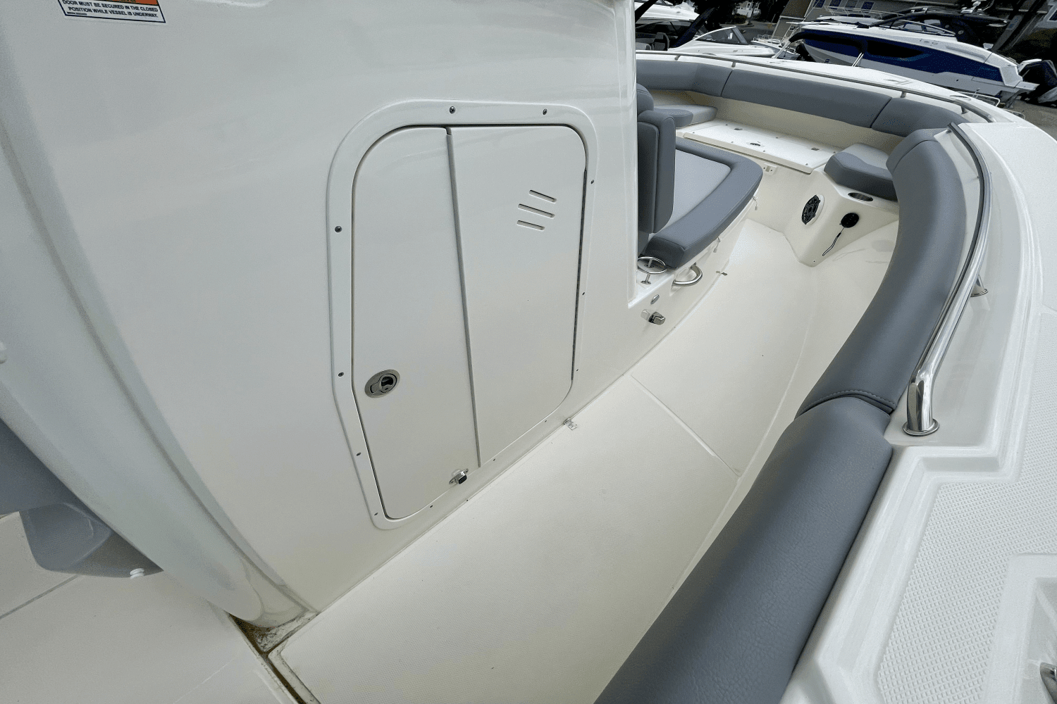 2025 Boston Whaler 280 Outrage Image Thumbnail #11