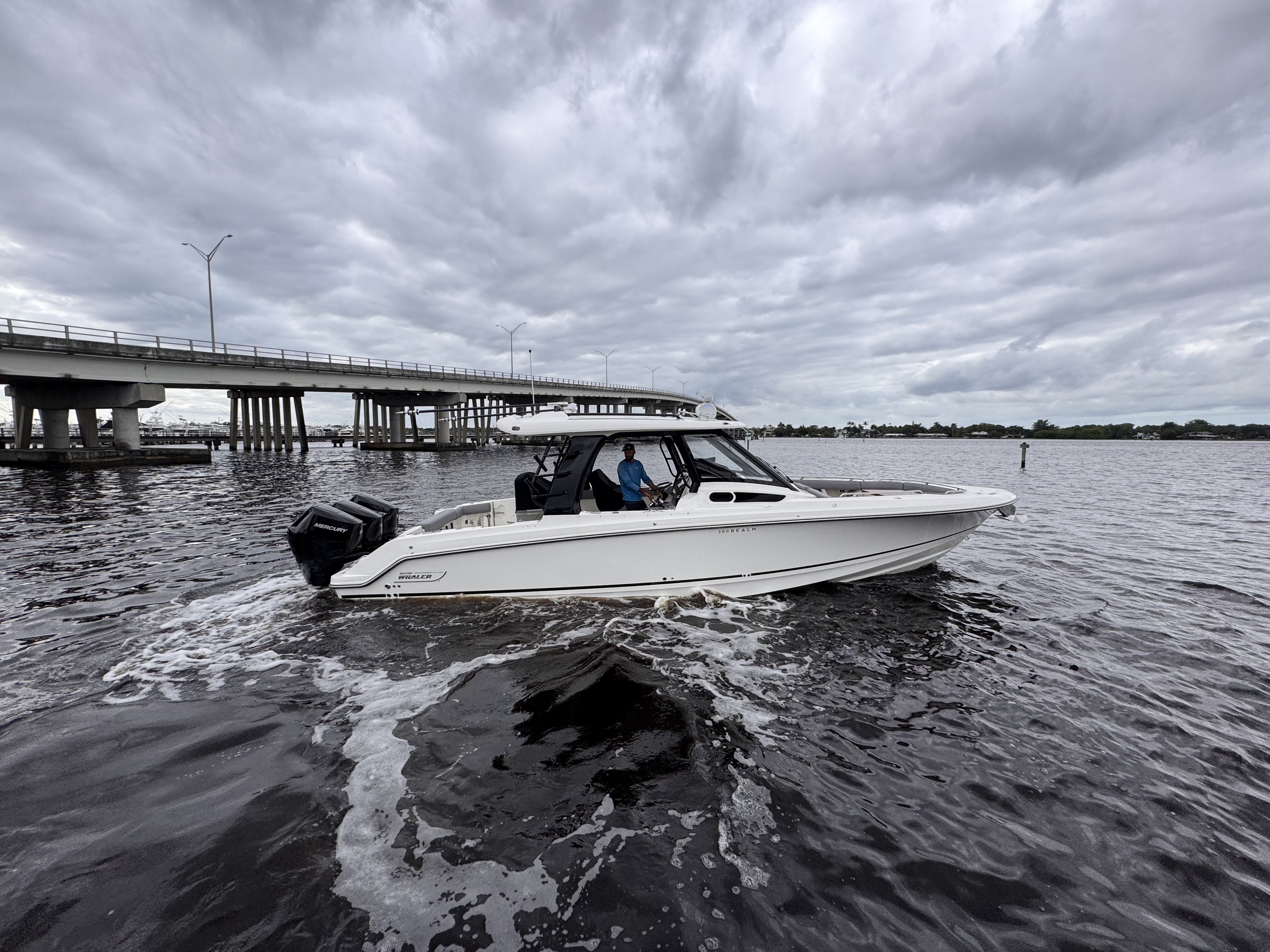 2025 Boston Whaler 350 Realm Image Thumbnail #0