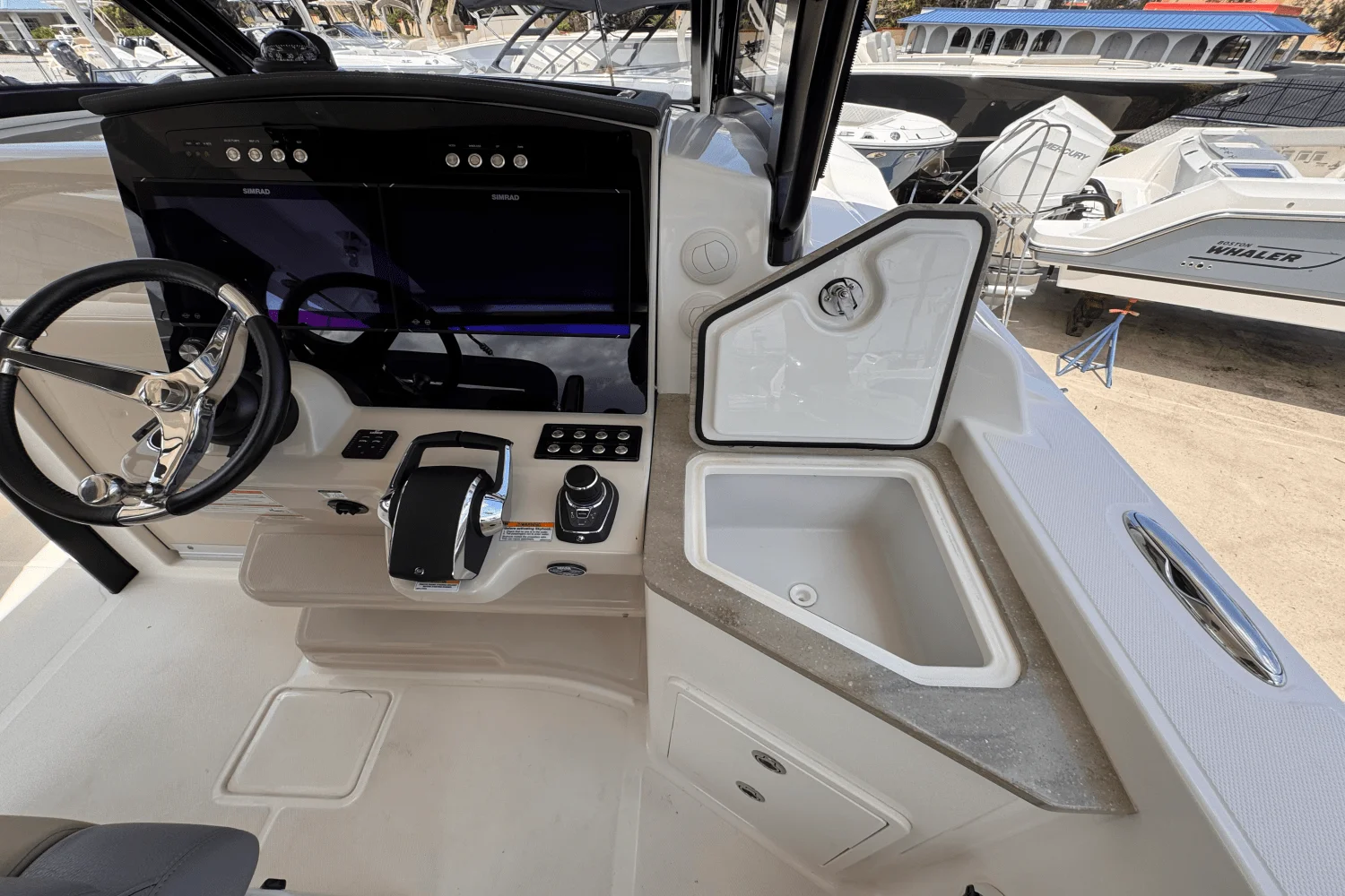 2025 Boston Whaler 350 Realm Image Thumbnail #25