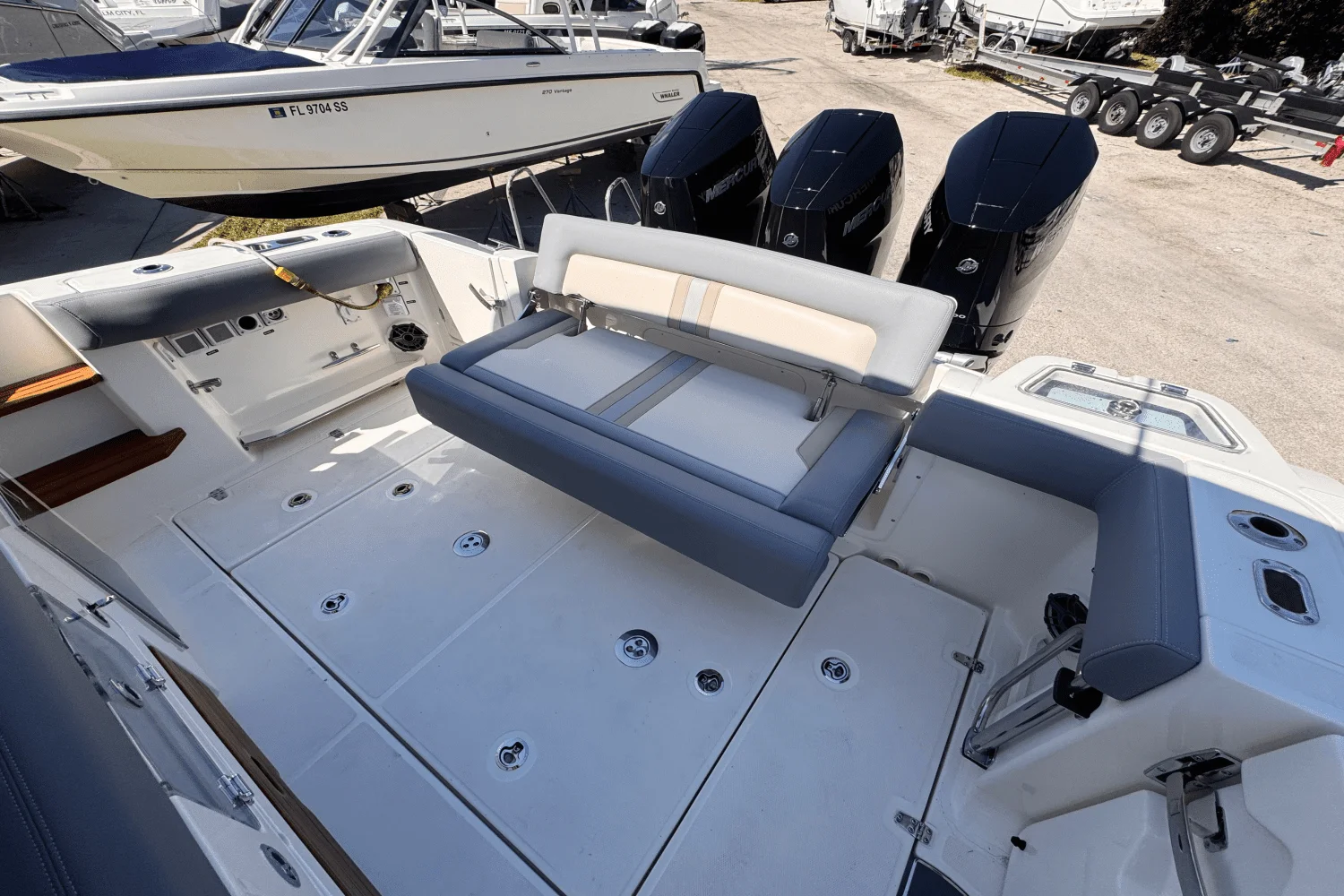 2025 Boston Whaler 350 Realm Image Thumbnail #12