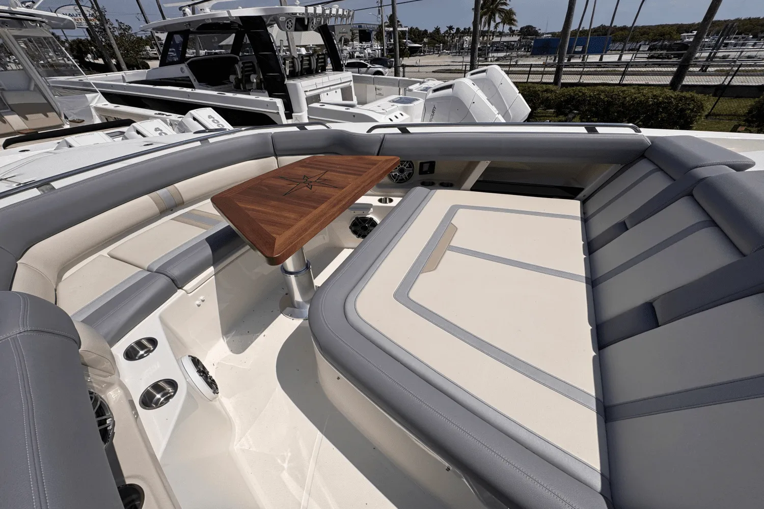2025 Boston Whaler 350 Realm Image Thumbnail #21