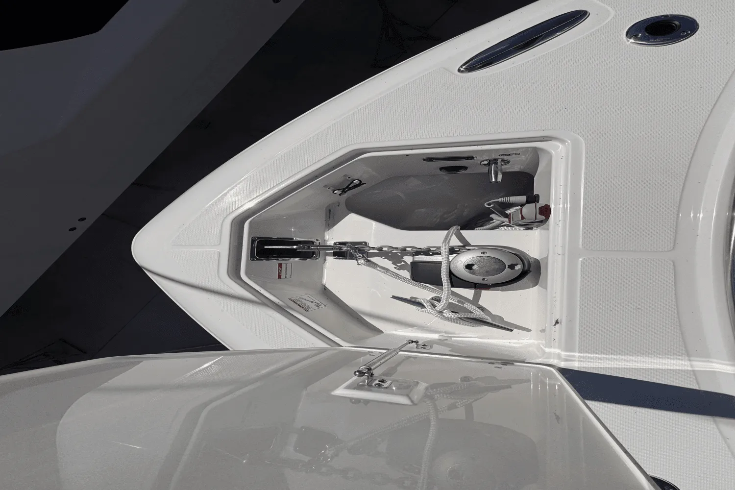 2025 Boston Whaler 350 Realm Image Thumbnail #30