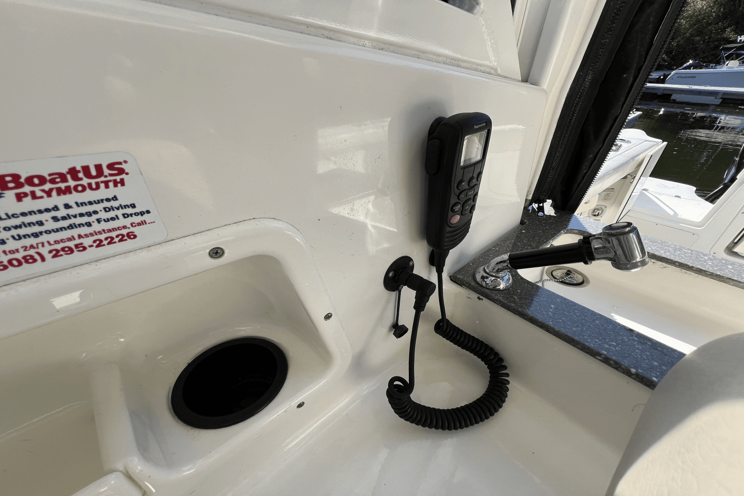 2017 Boston Whaler 285 CONQUEST Image Thumbnail #10