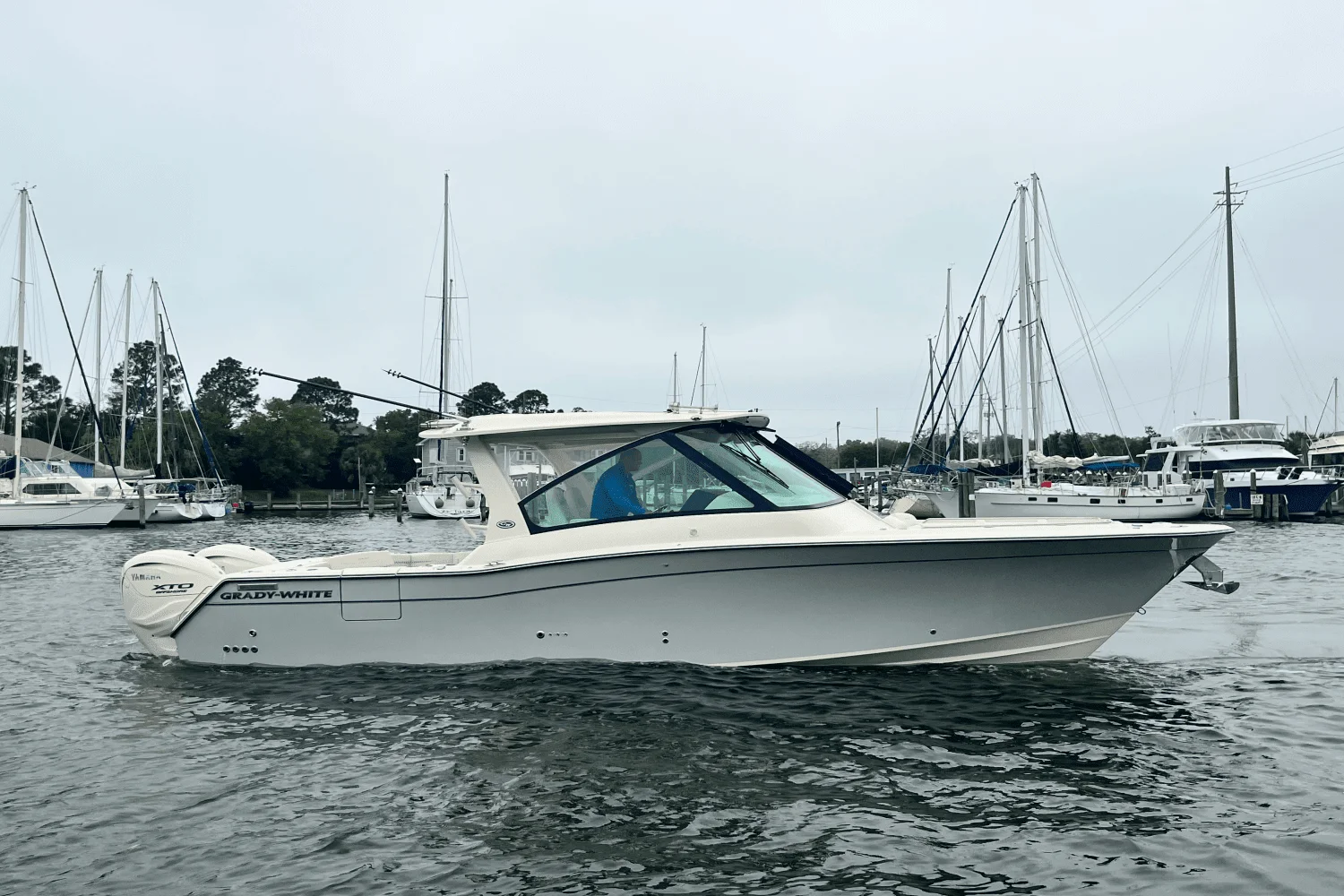 2025 Grady-White Freedom 345 Image Thumbnail #4