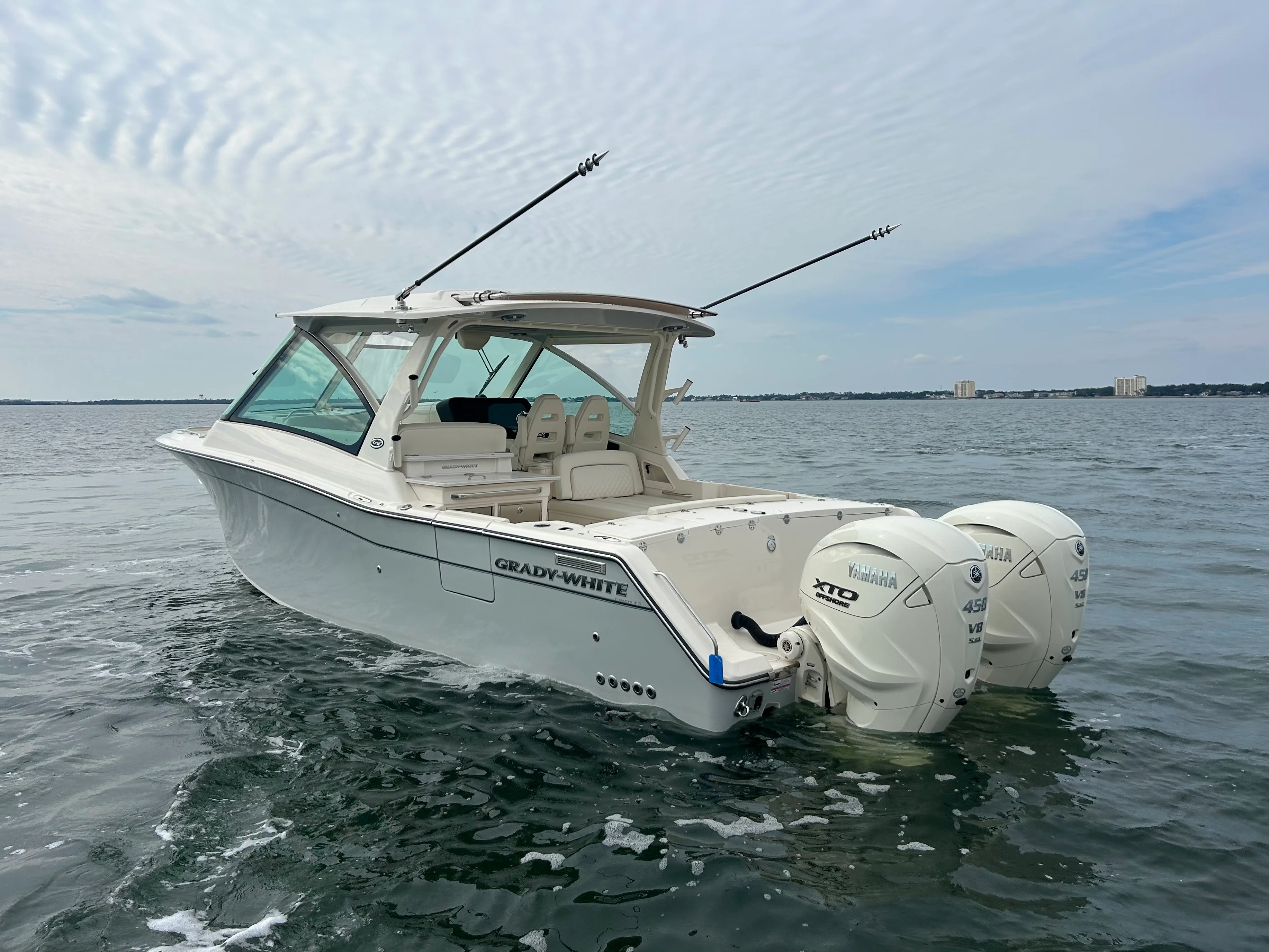 2025 Grady-White Freedom 345 Image Thumbnail #2