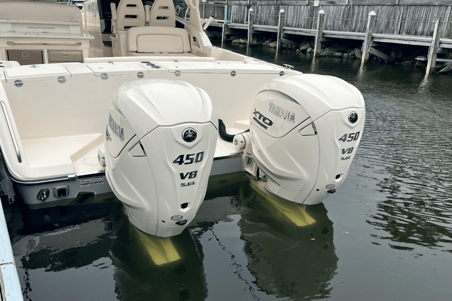 2025 Grady-White Freedom 345 Image Thumbnail #12