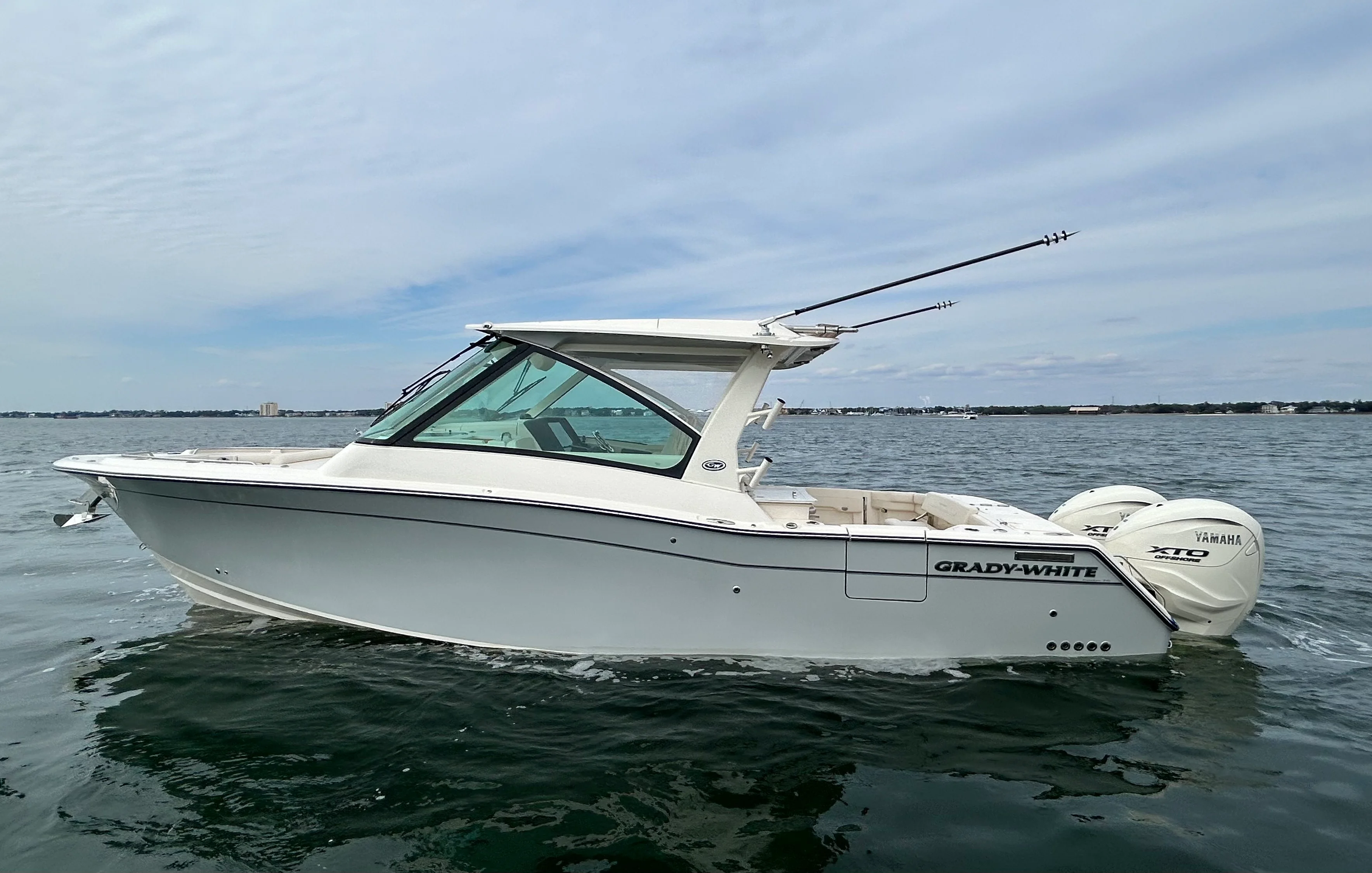 2025 Grady-White Freedom 345 Image Thumbnail #1
