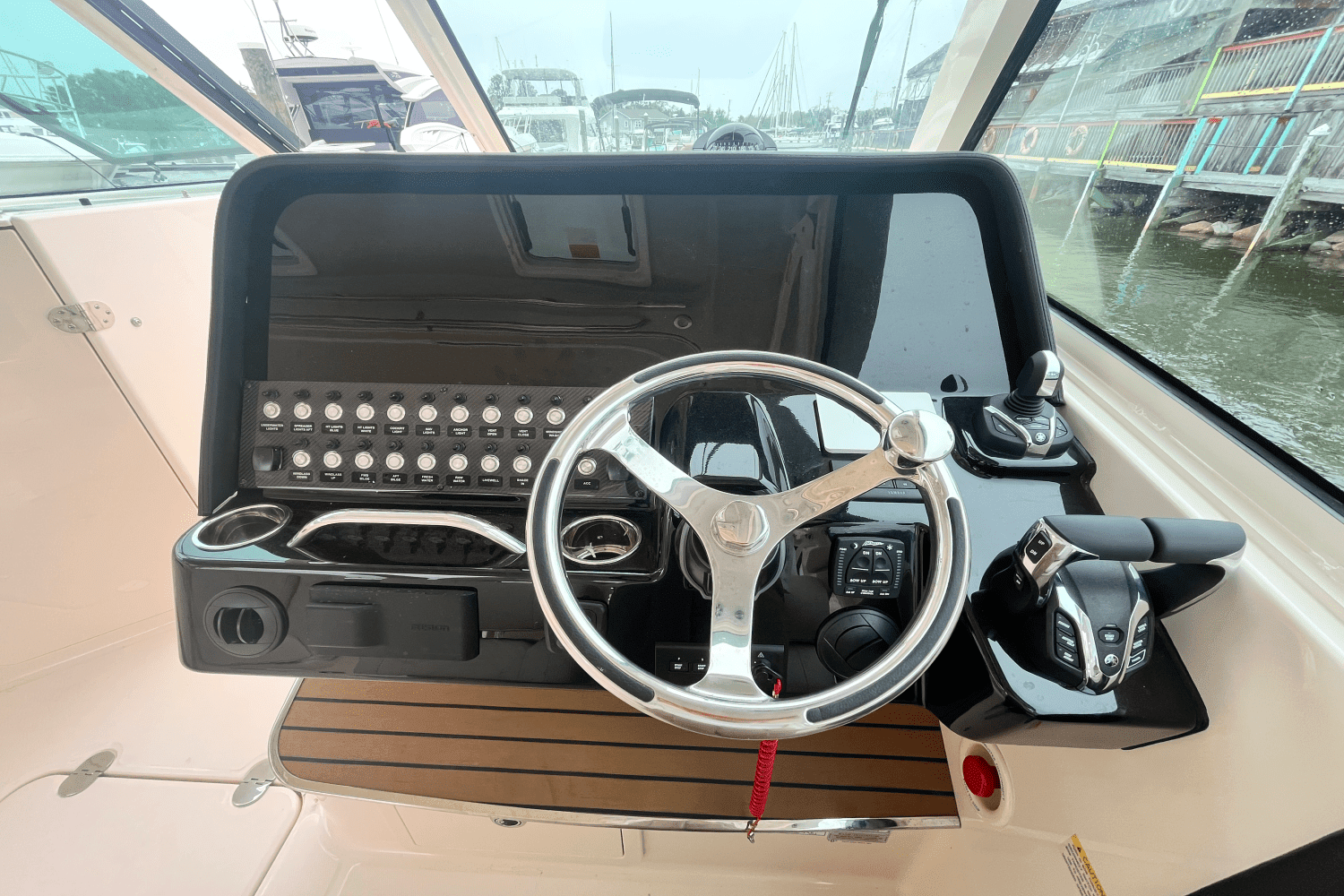 2025 Grady-White Freedom 345 Image Thumbnail #27