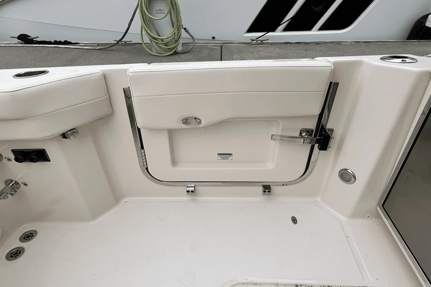 2025 Grady-White Freedom 345 Image Thumbnail #18