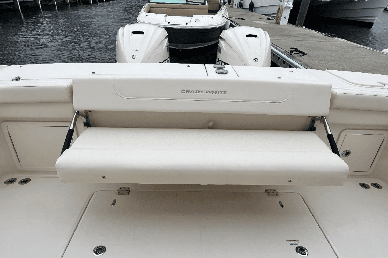 2025 Grady-White Freedom 345 Image Thumbnail #14