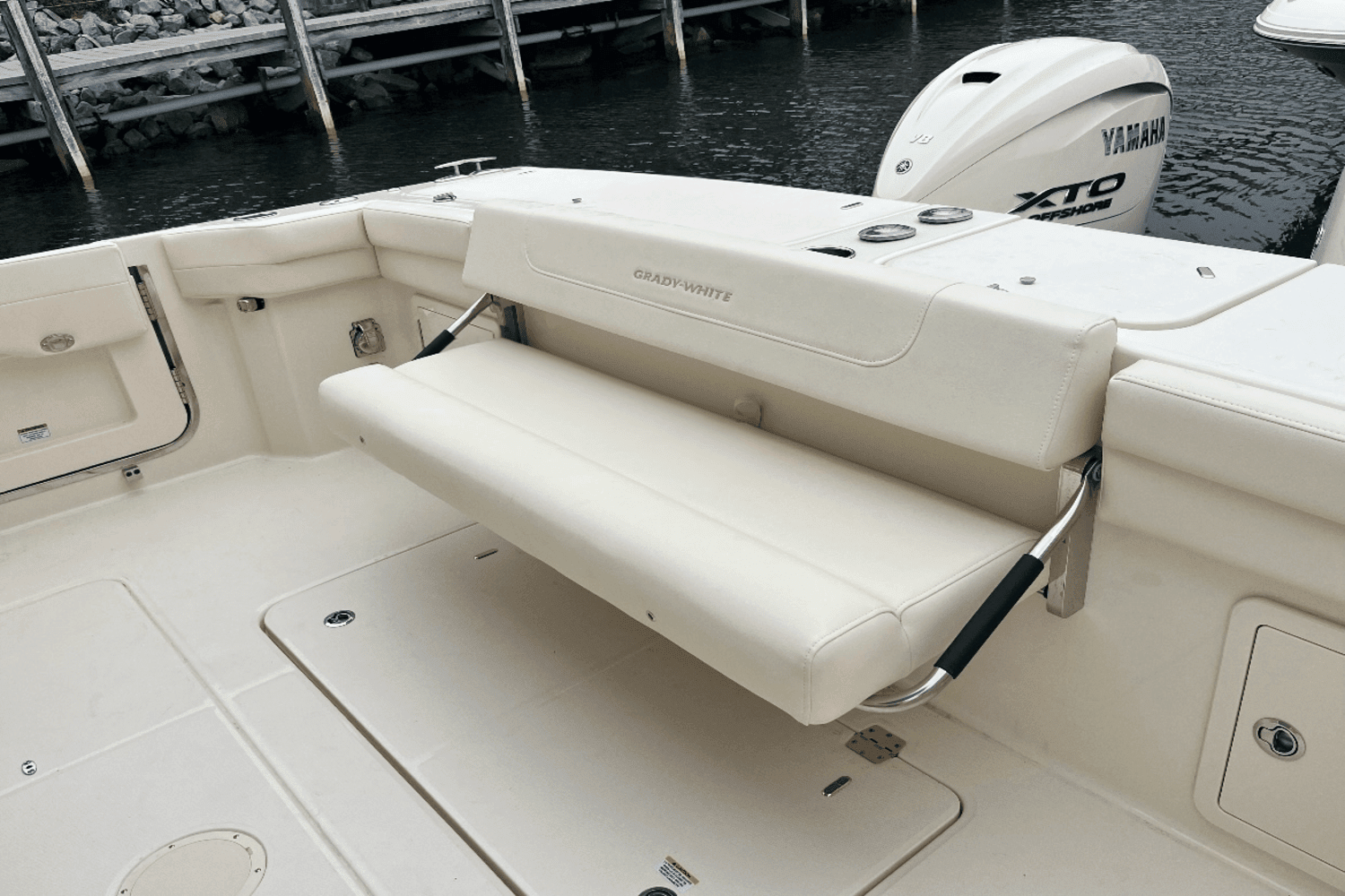 2025 Grady-White Freedom 345 Image Thumbnail #13