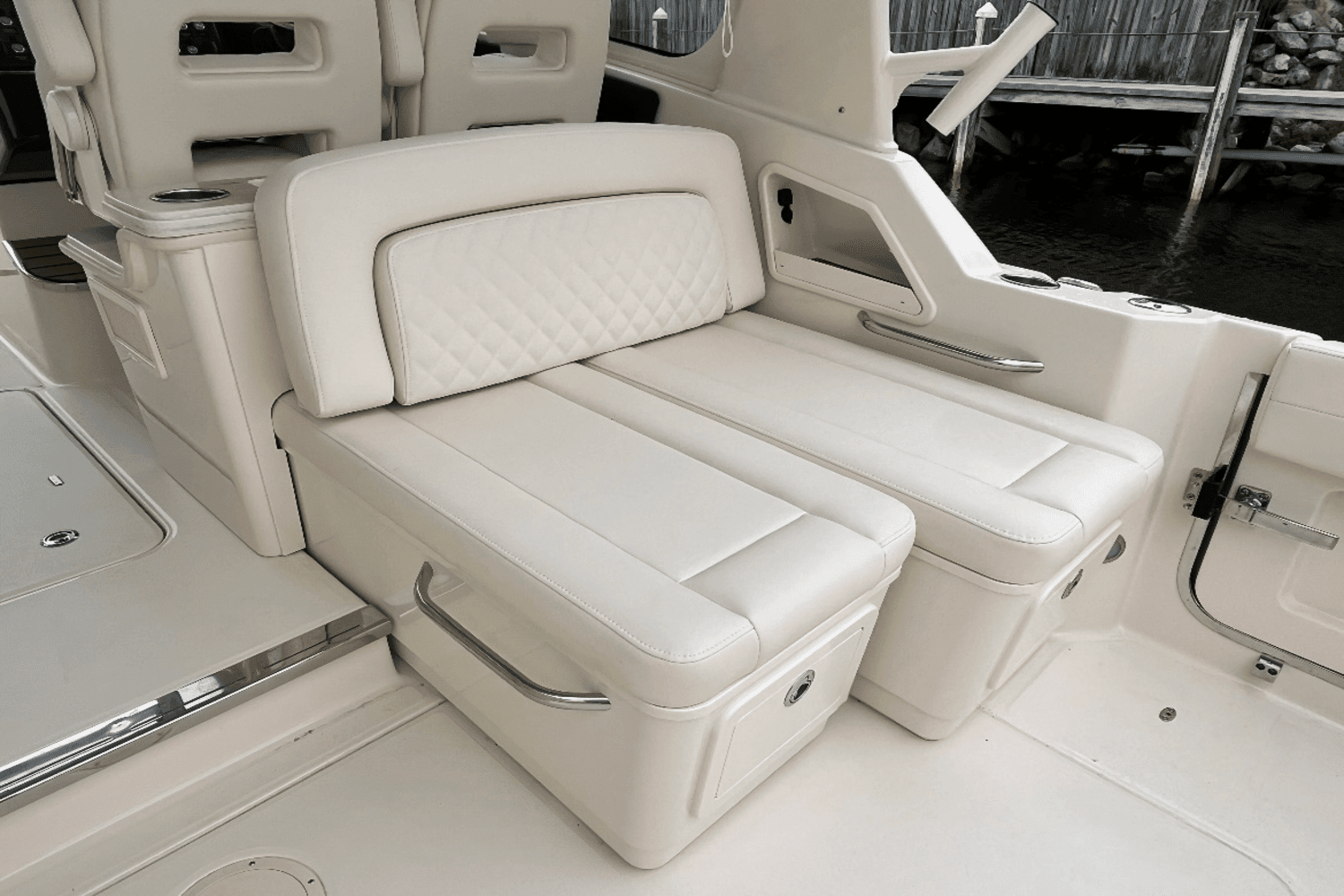 2025 Grady-White Freedom 345 Image Thumbnail #17