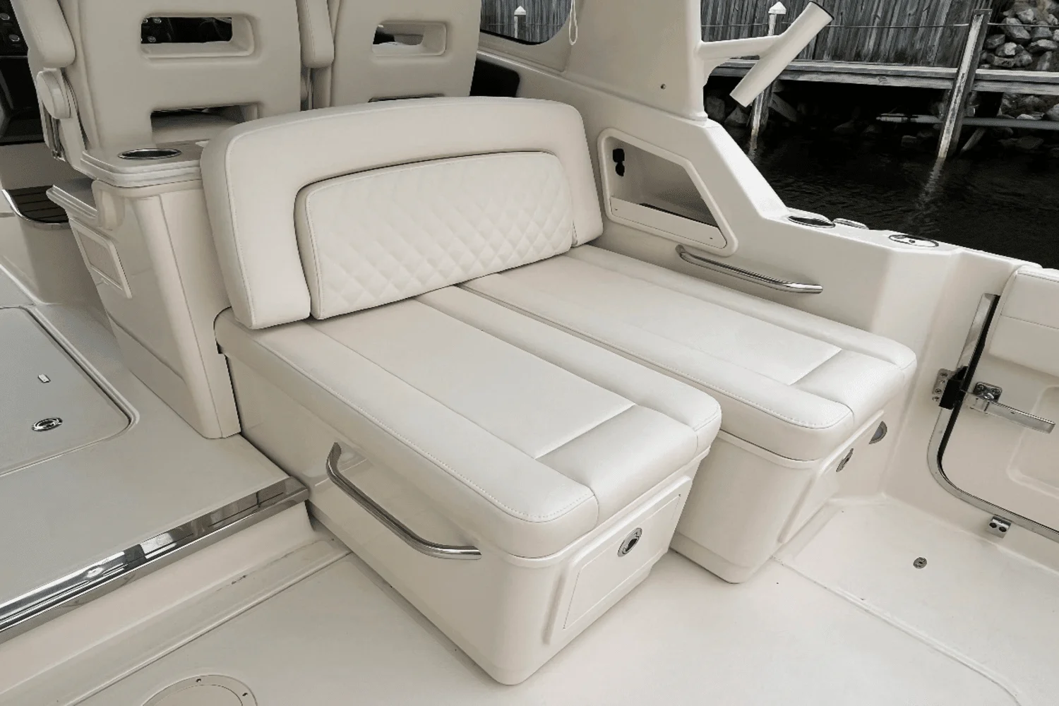 2025 Grady-White Freedom 345 Image Thumbnail #17