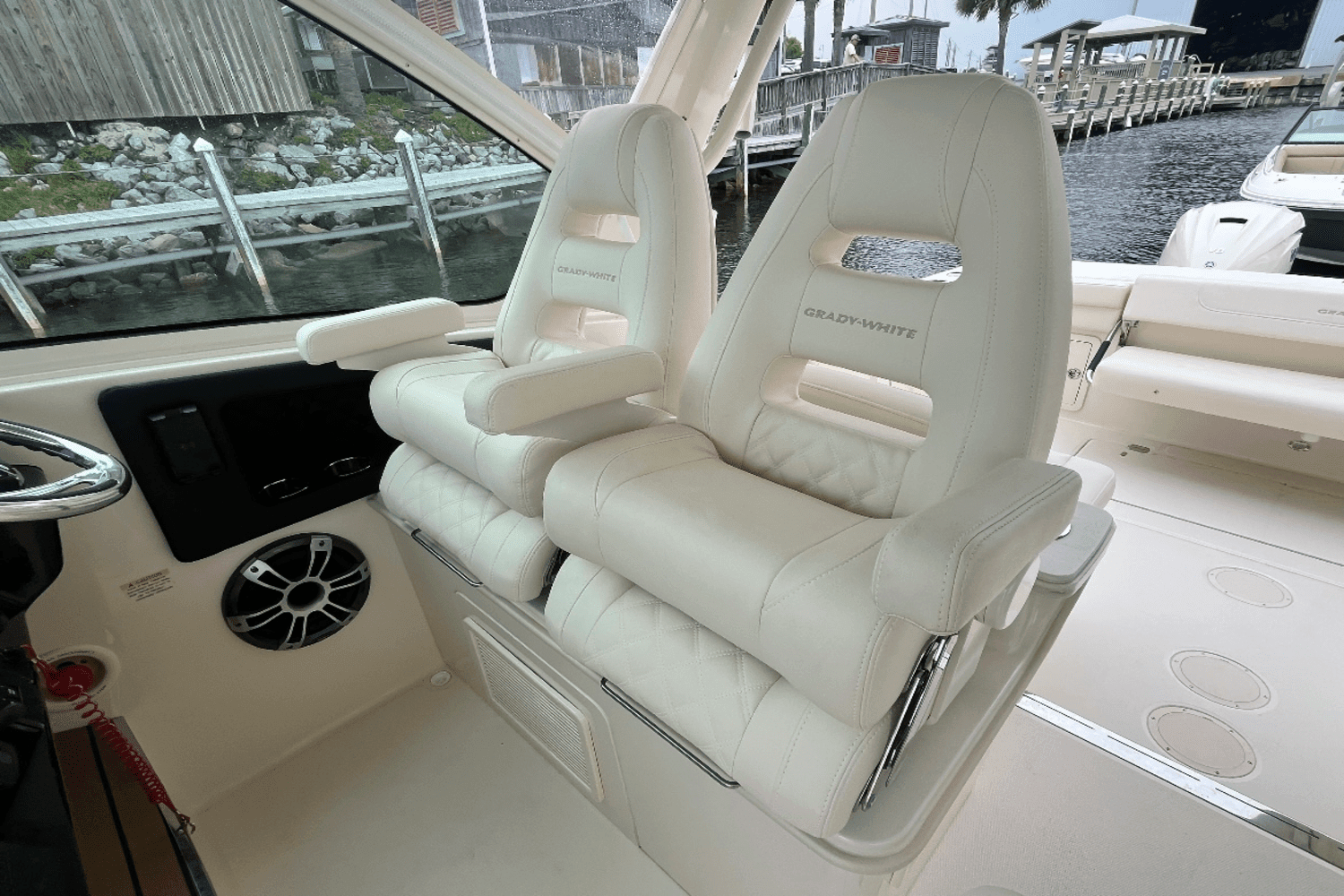 2025 Grady-White Freedom 345 Image Thumbnail #26