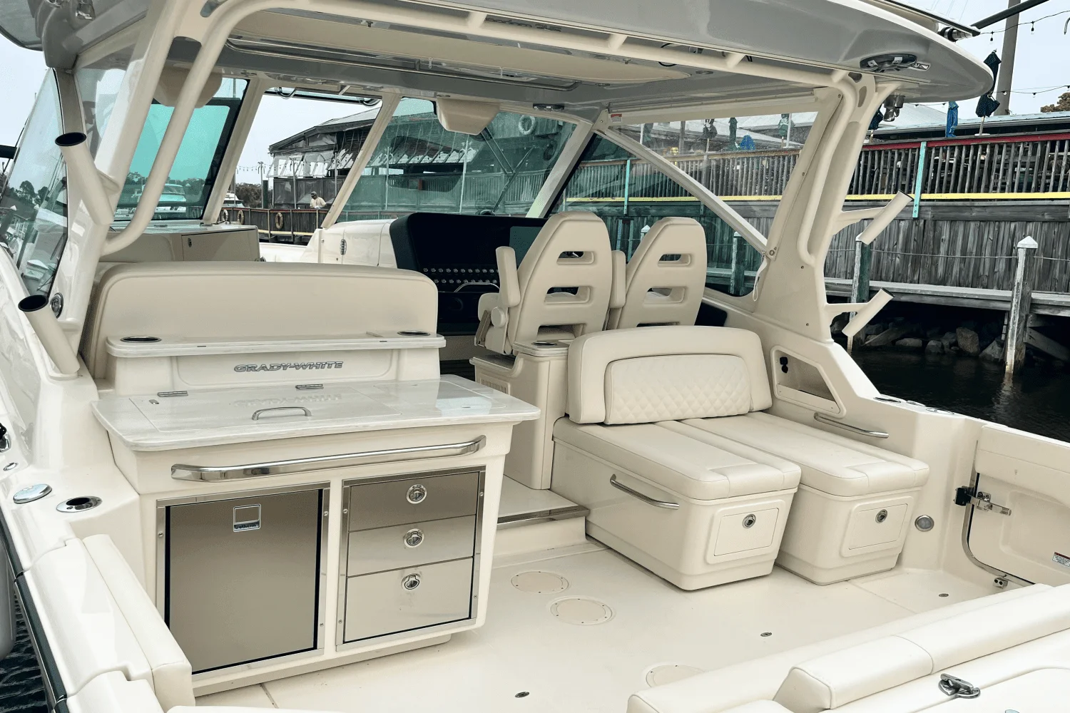 2025 Grady-White Freedom 345 Image Thumbnail #15