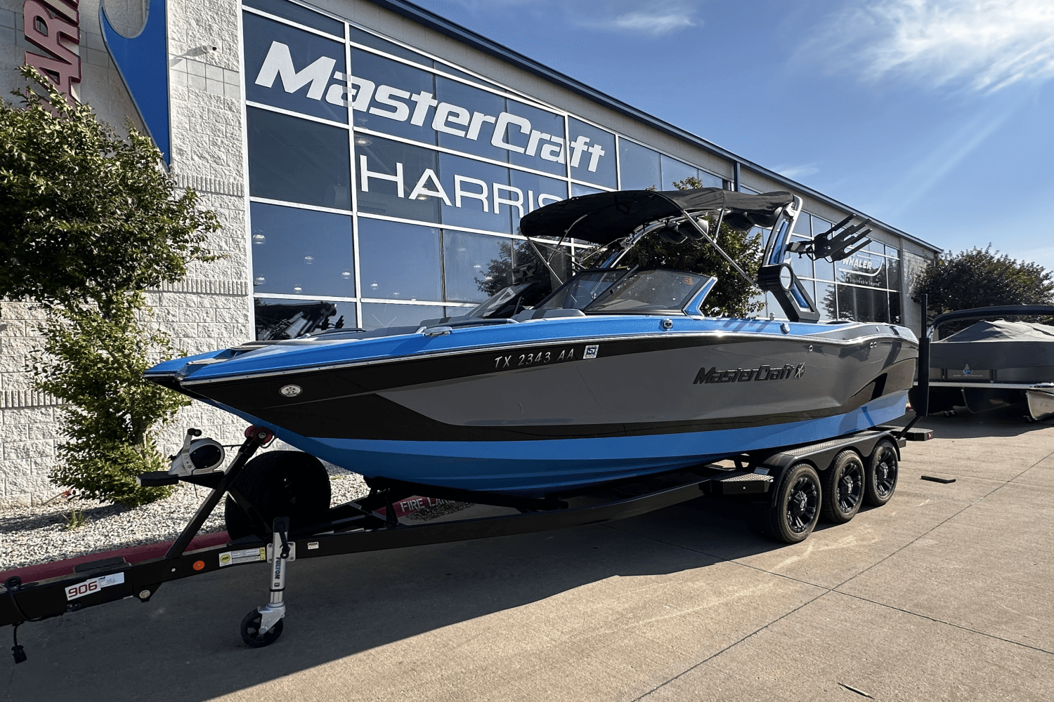 2022 Mastercraft X24 Image Thumbnail #2