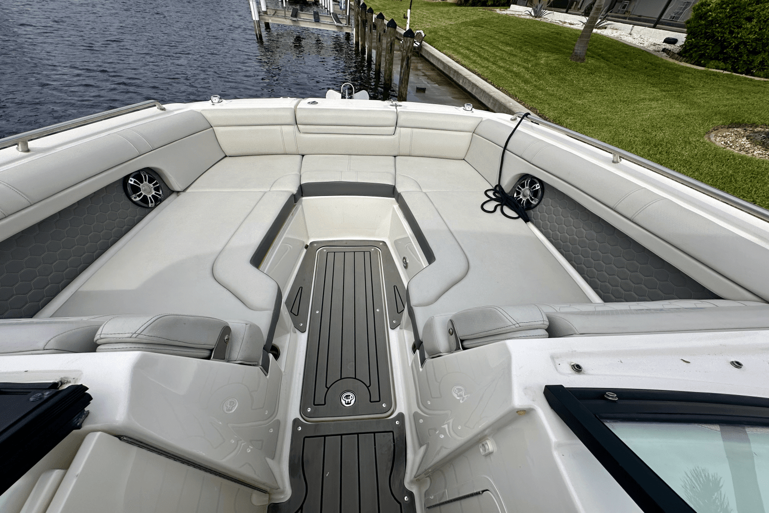 2022 Sea Ray 270 SDX-OB Image Thumbnail #26