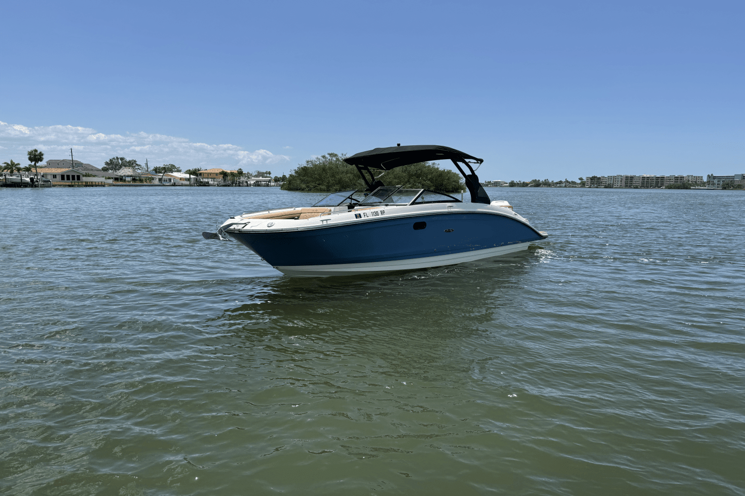 2018 Sea Ray SDX 270 Outboard Image Thumbnail #5
