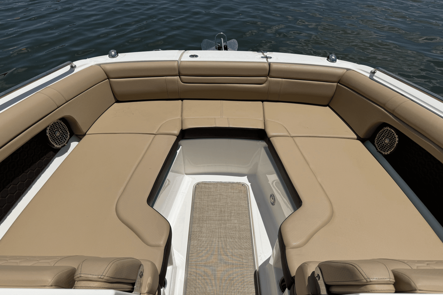 2018 Sea Ray SDX 270 Outboard Image Thumbnail #13
