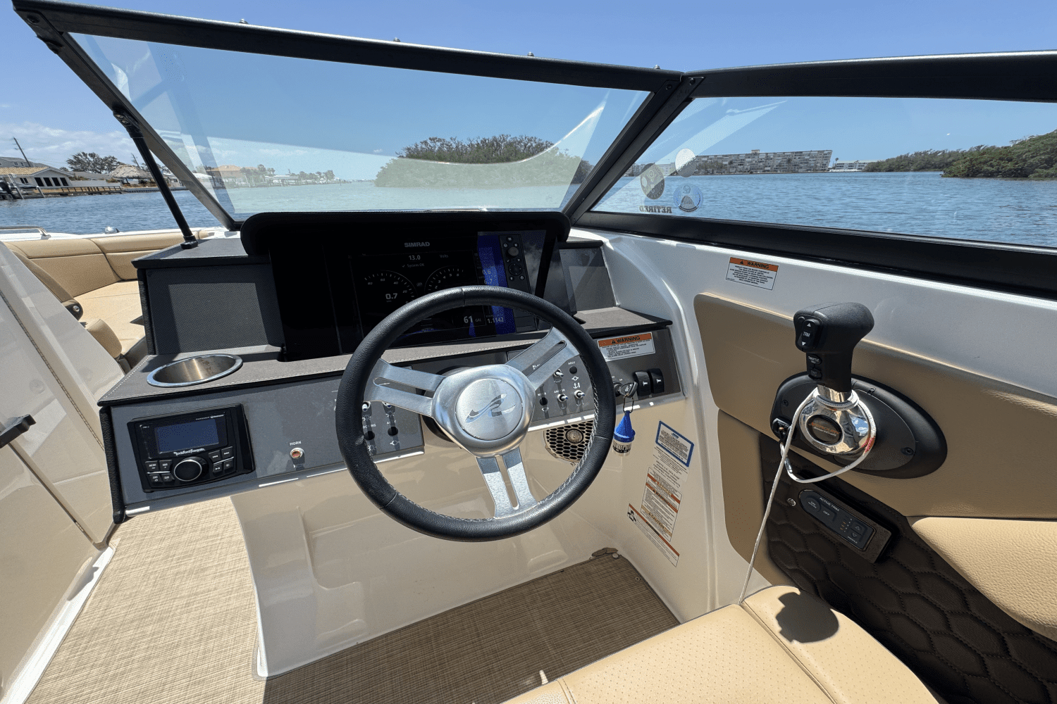 2018 Sea Ray SDX 270 Outboard Image Thumbnail #20