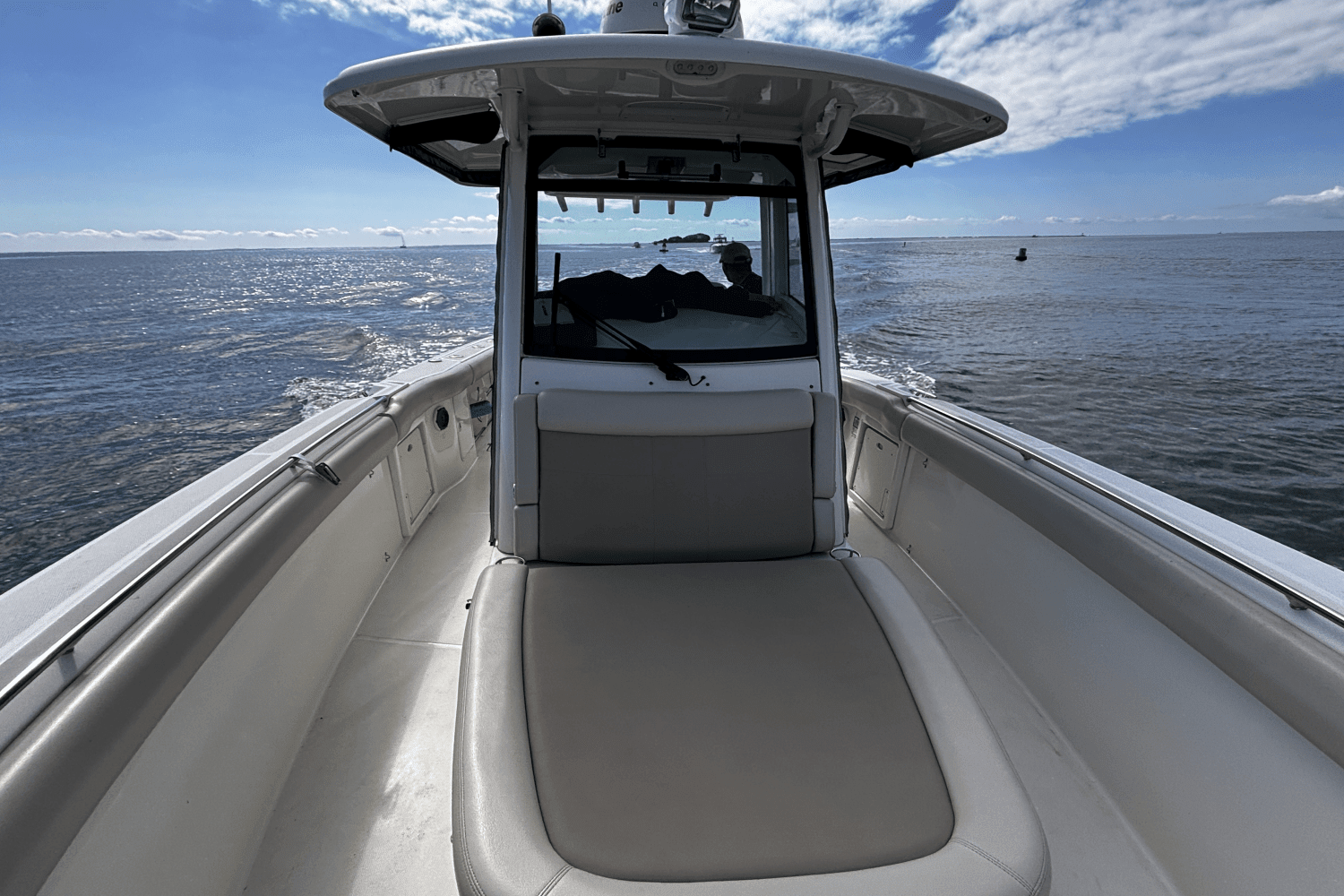 2018 Boston Whaler 330 OUTRAGE Image Thumbnail #14