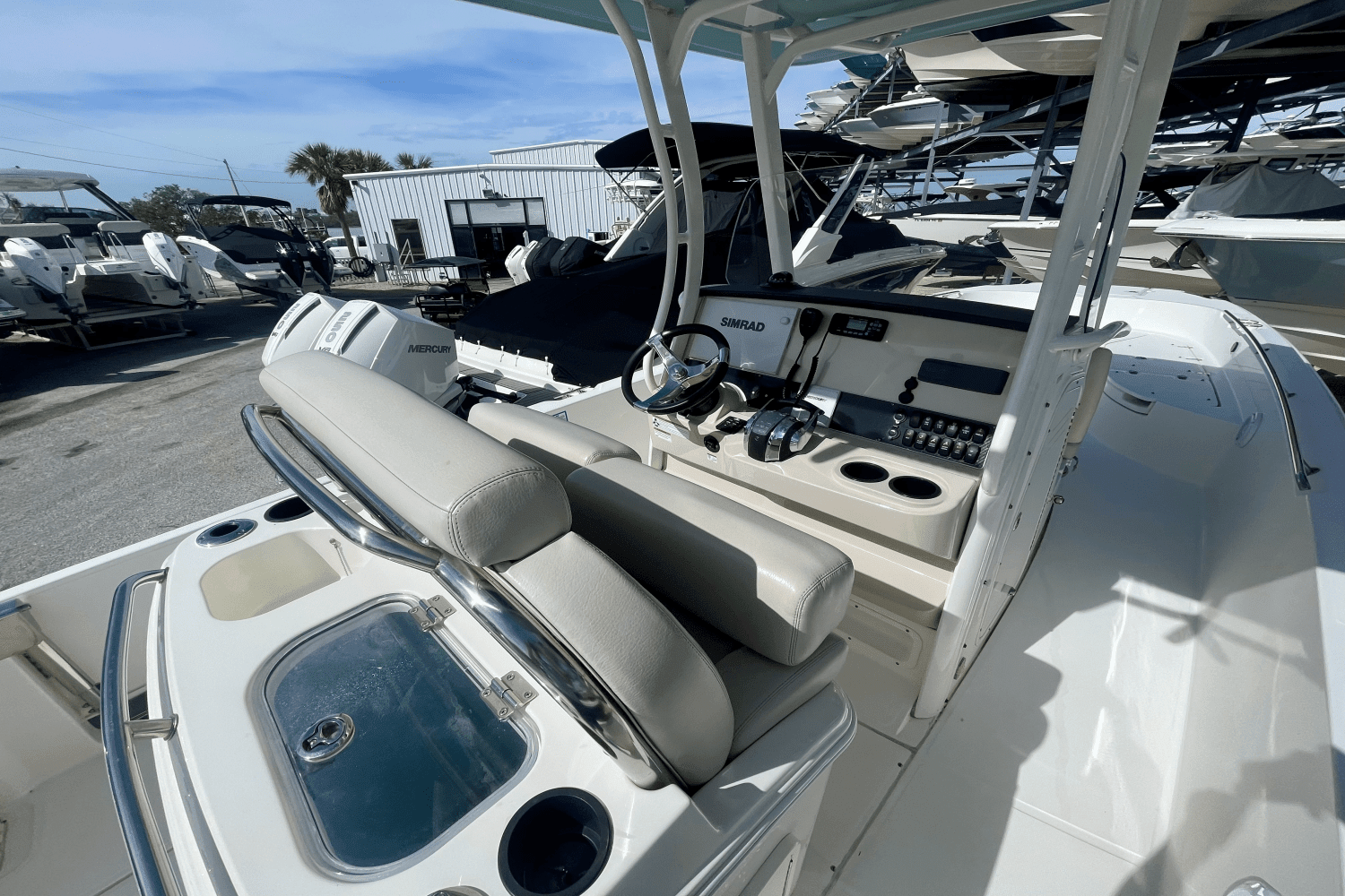 2020 Boston Whaler 270 Dauntless Image Thumbnail #8