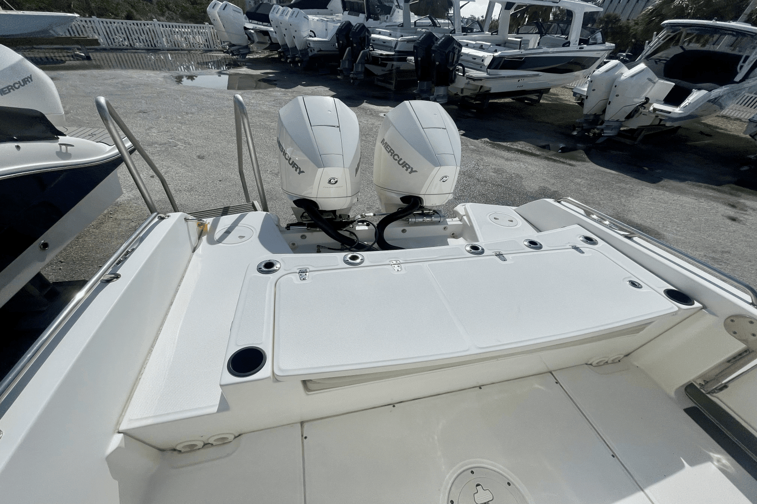 2020 Boston Whaler 270 Dauntless Image Thumbnail #3