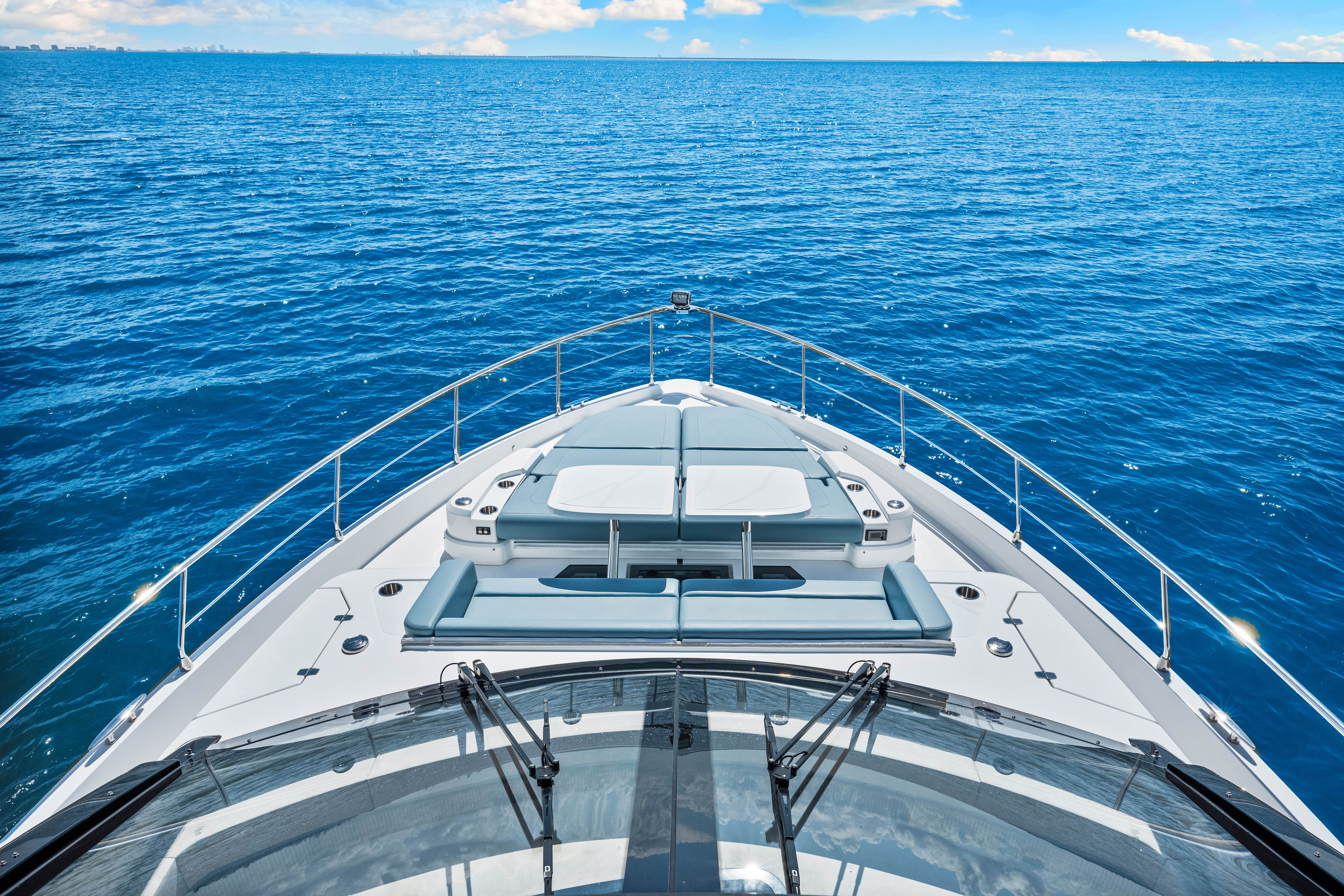 2025 Cruisers Yachts 57 Fly Image Thumbnail #35