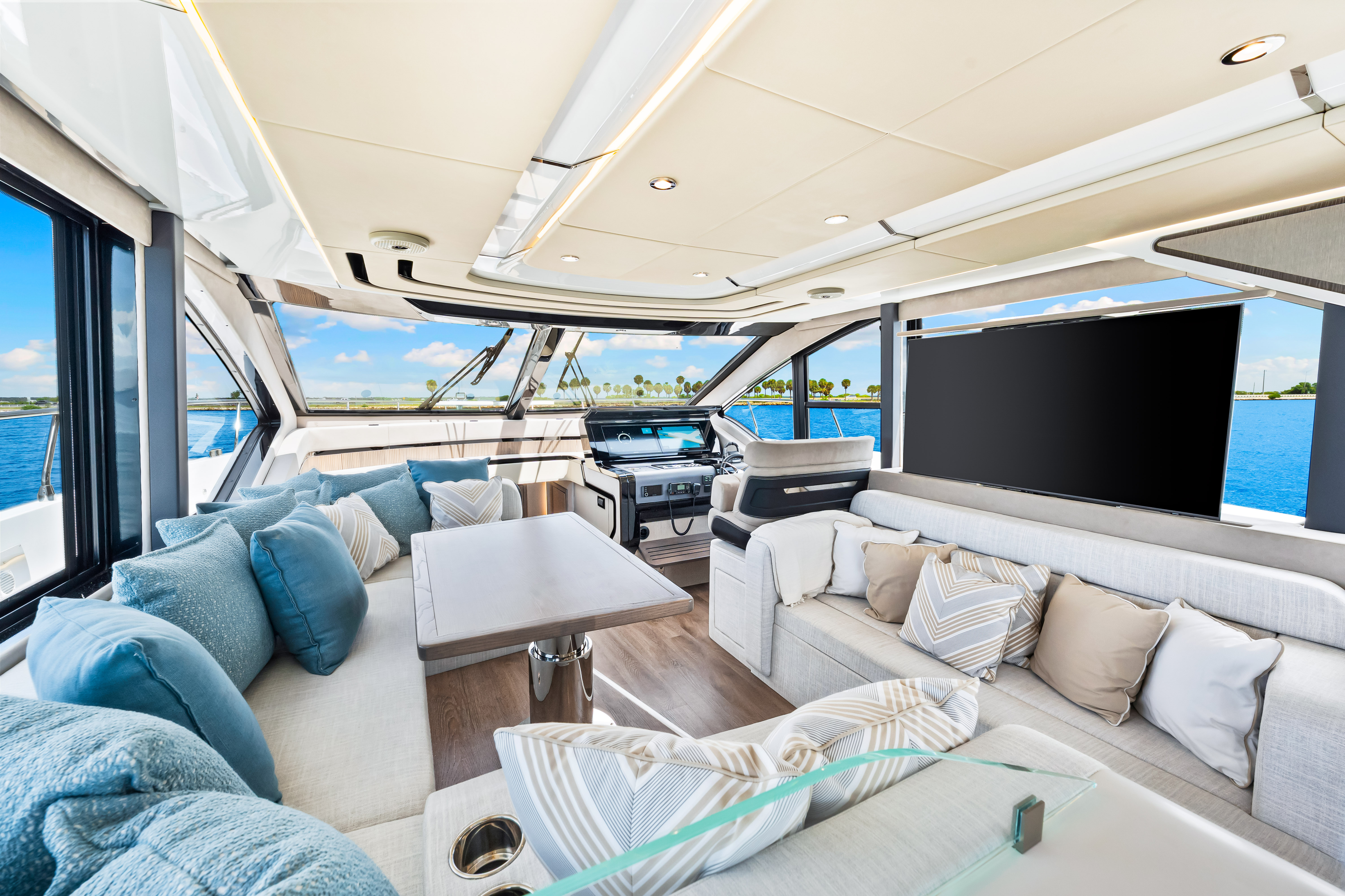 2025 Cruisers Yachts 57 Fly Image Thumbnail #45