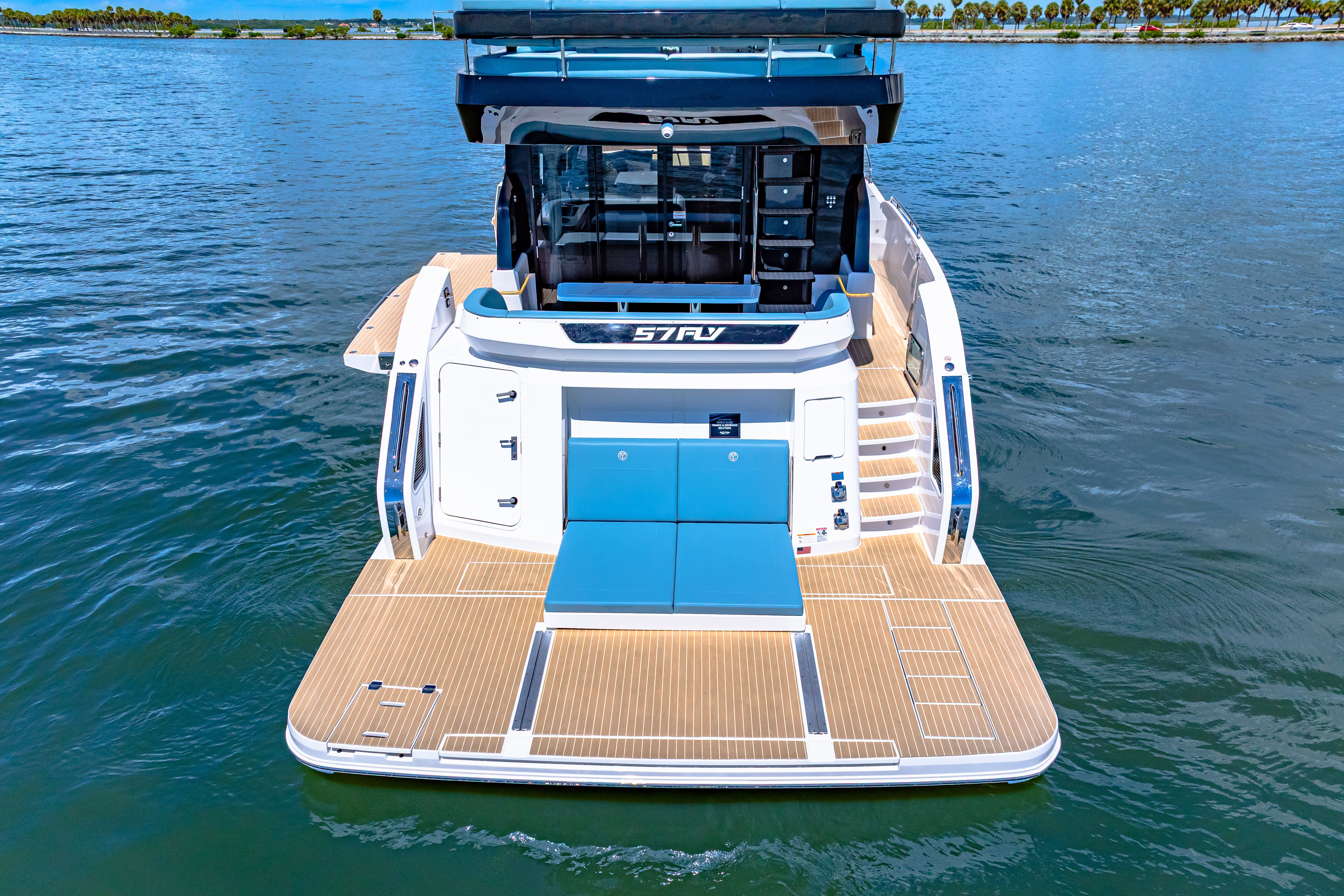 2025 Cruisers Yachts 57 Fly Image Thumbnail #8