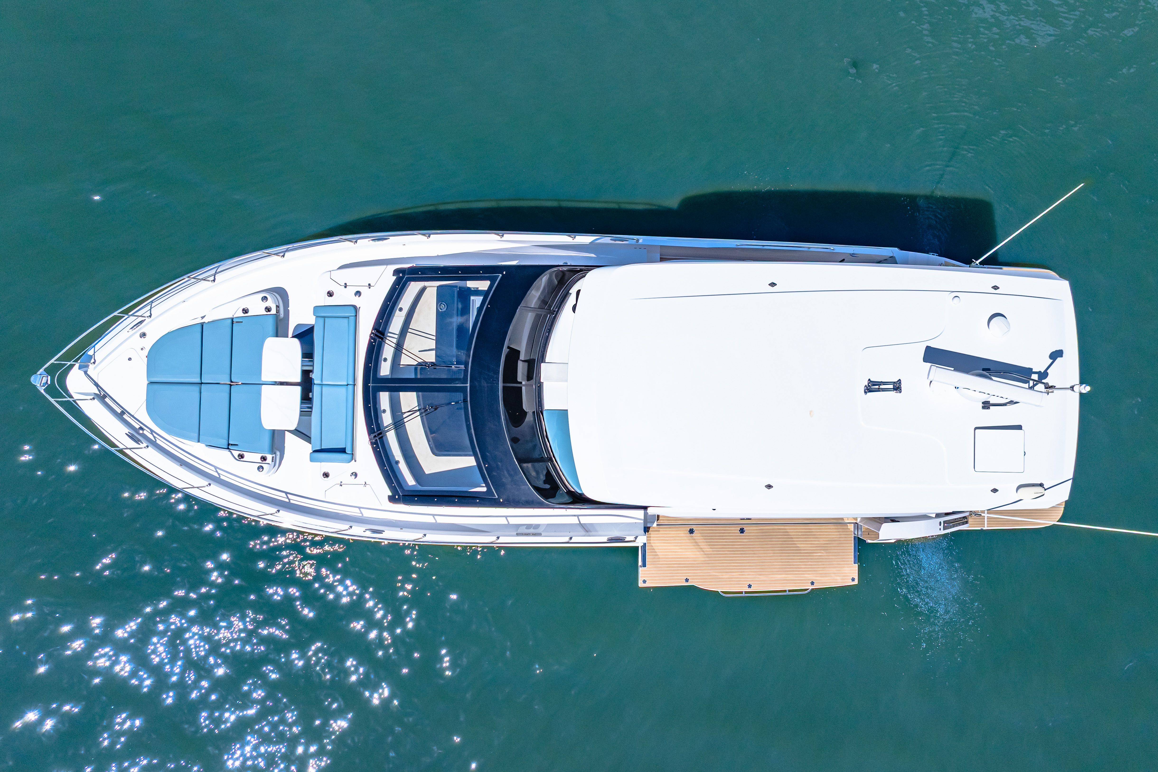 2025 Cruisers Yachts 57 Fly Image Thumbnail #10