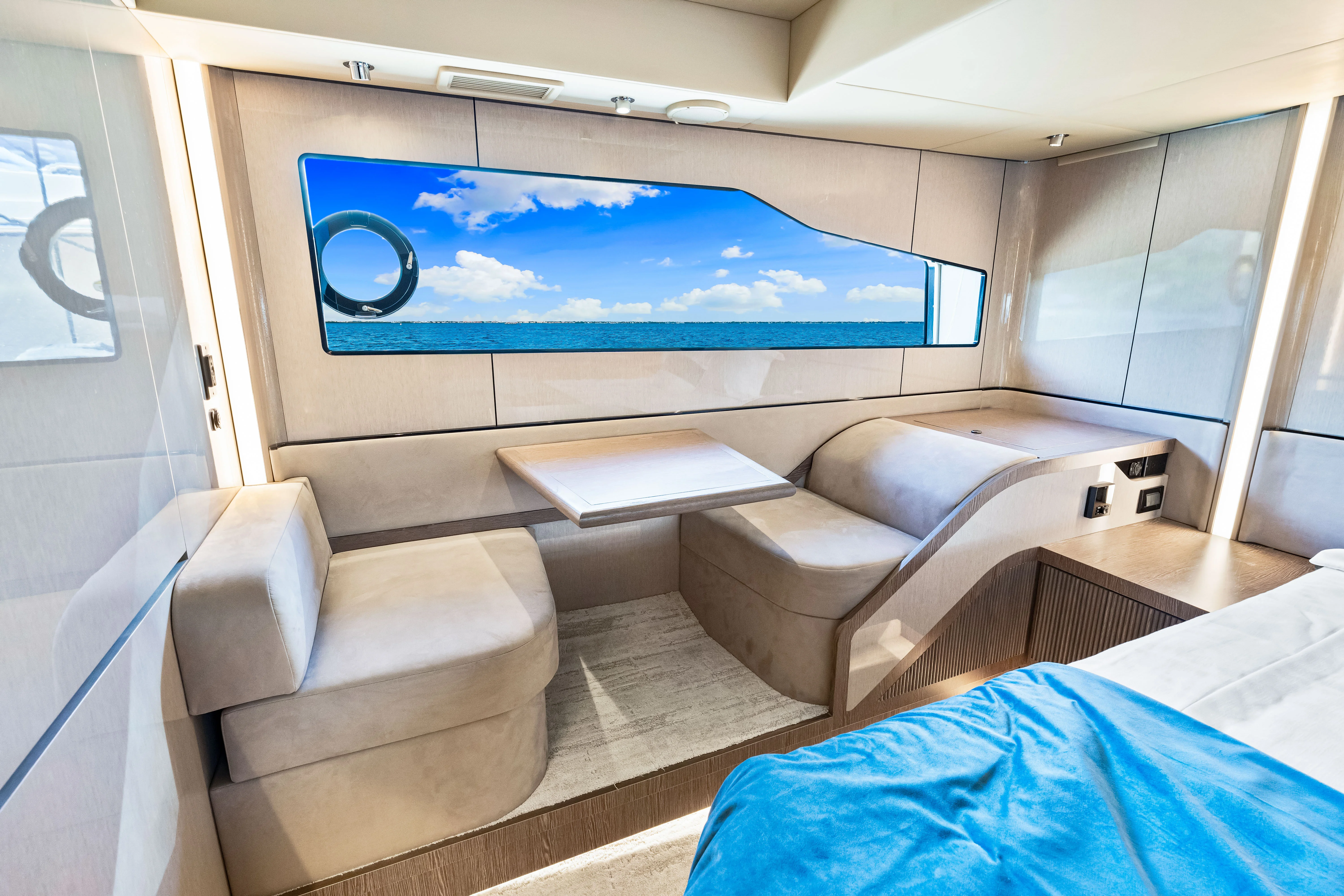 2025 Cruisers Yachts 57 Fly Image Thumbnail #52