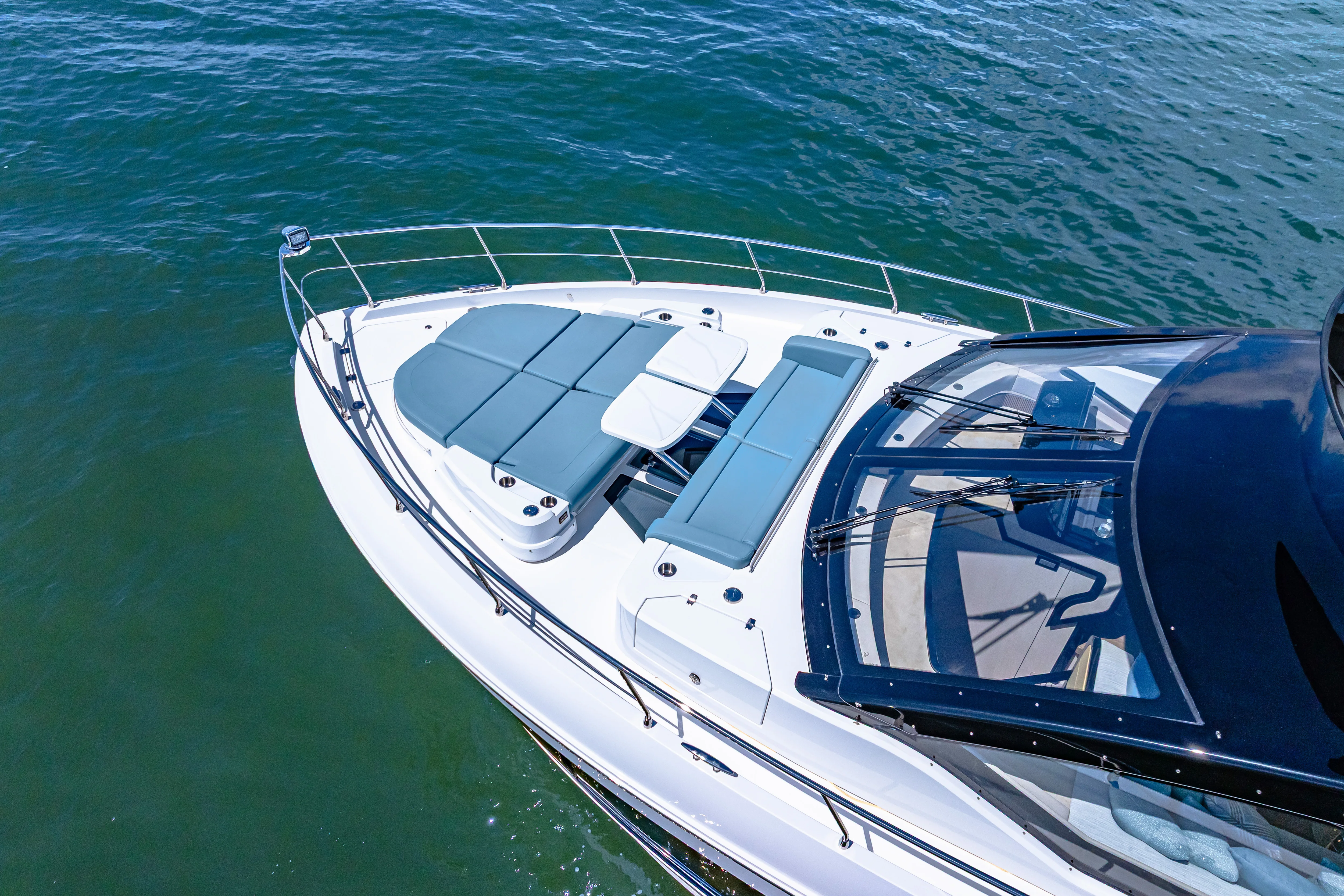 2025 Cruisers Yachts 57 Fly Image Thumbnail #16