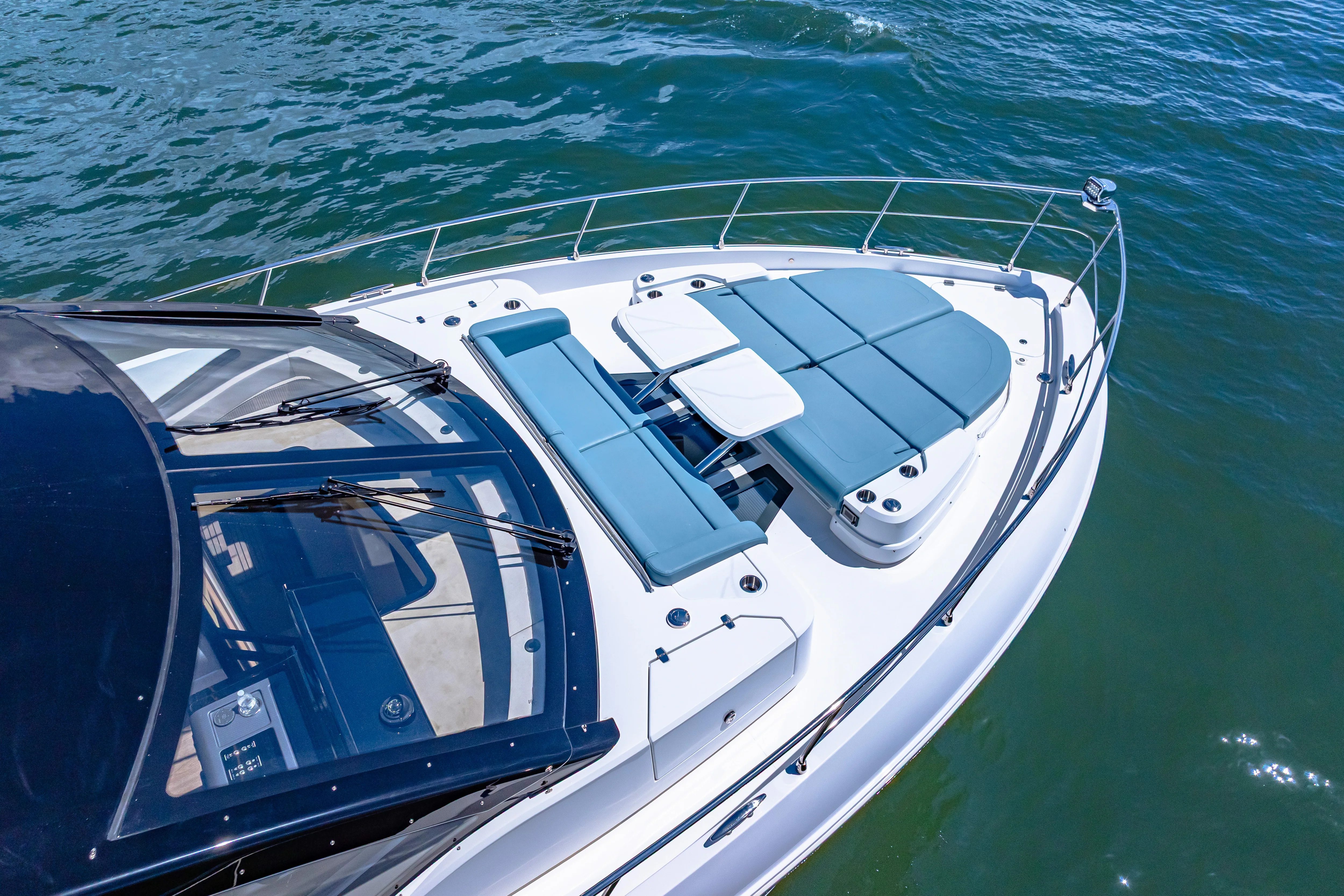 2025 Cruisers Yachts 57 Fly Image Thumbnail #14