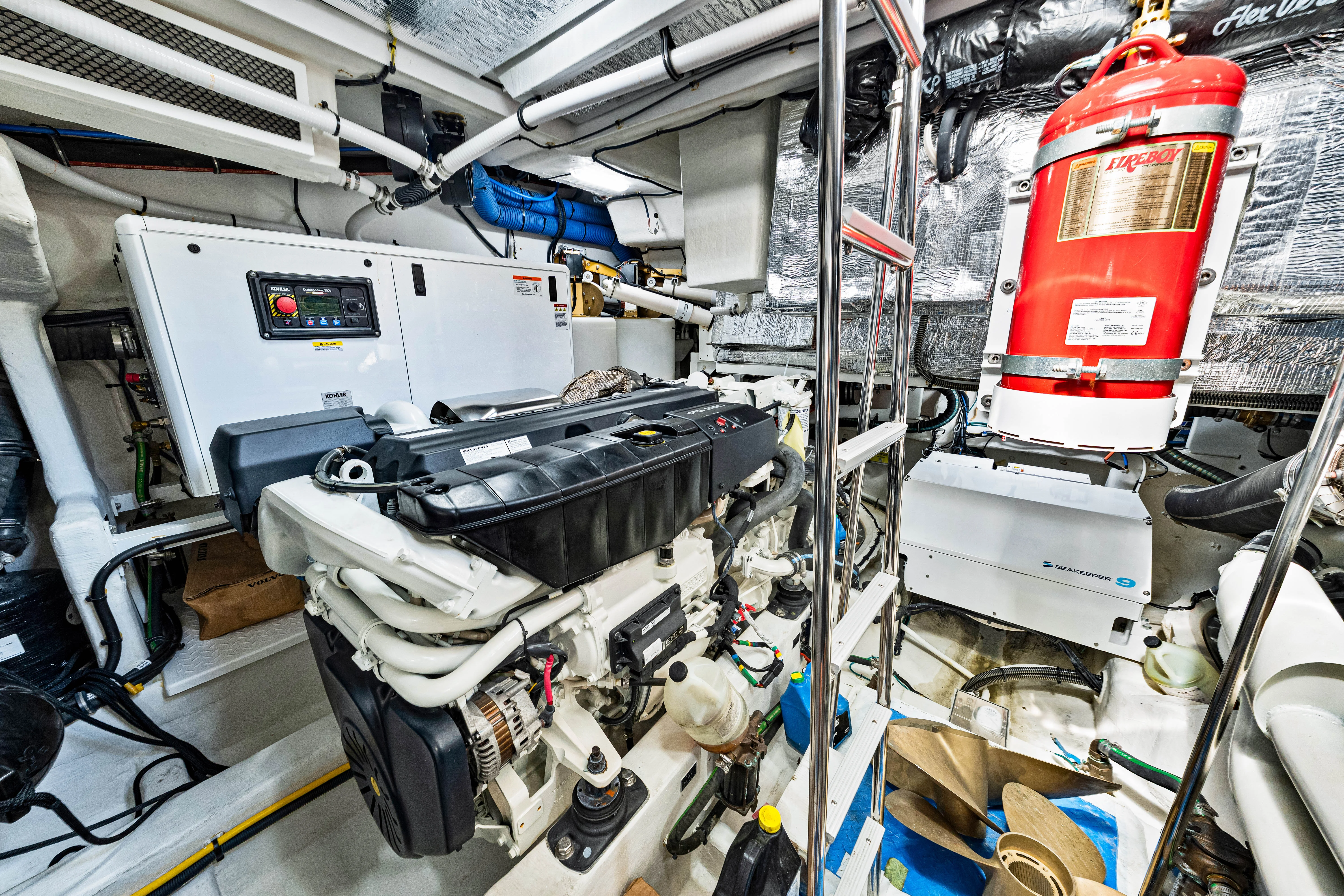 2025 Cruisers Yachts 57 Fly Image Thumbnail #63