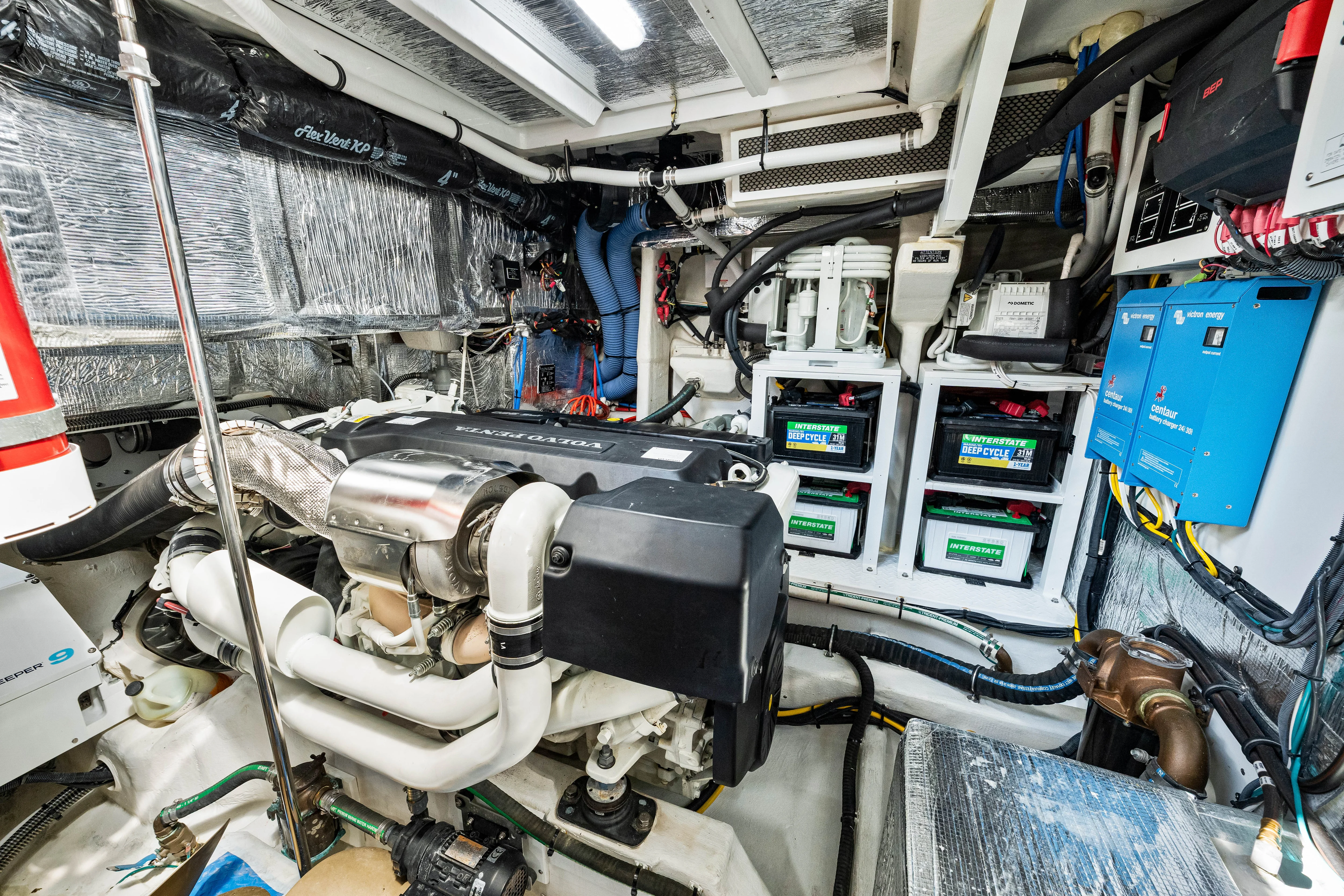 2025 Cruisers Yachts 57 Fly Image Thumbnail #62